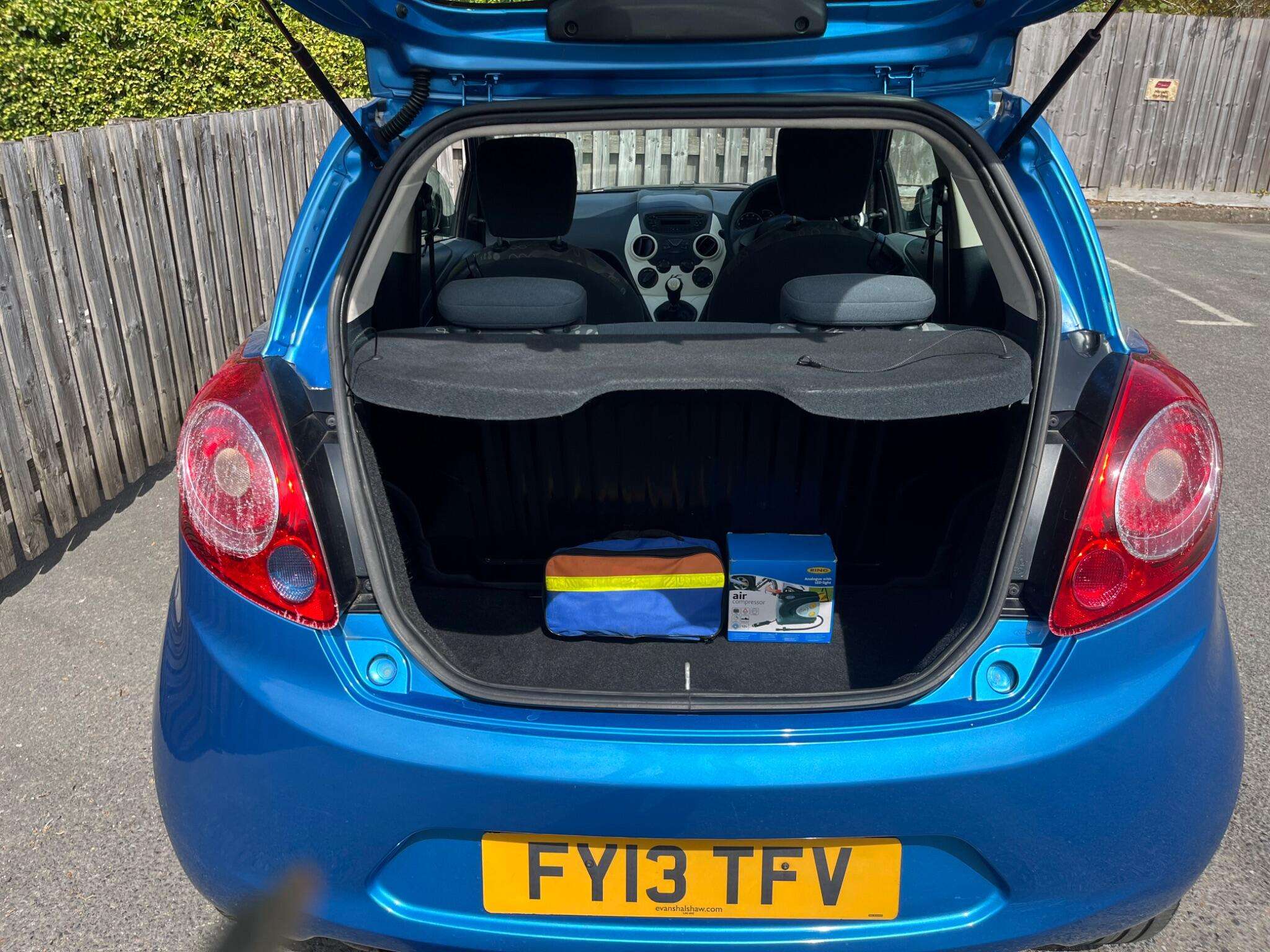 2013 FORD KA 2013 FORD KA
