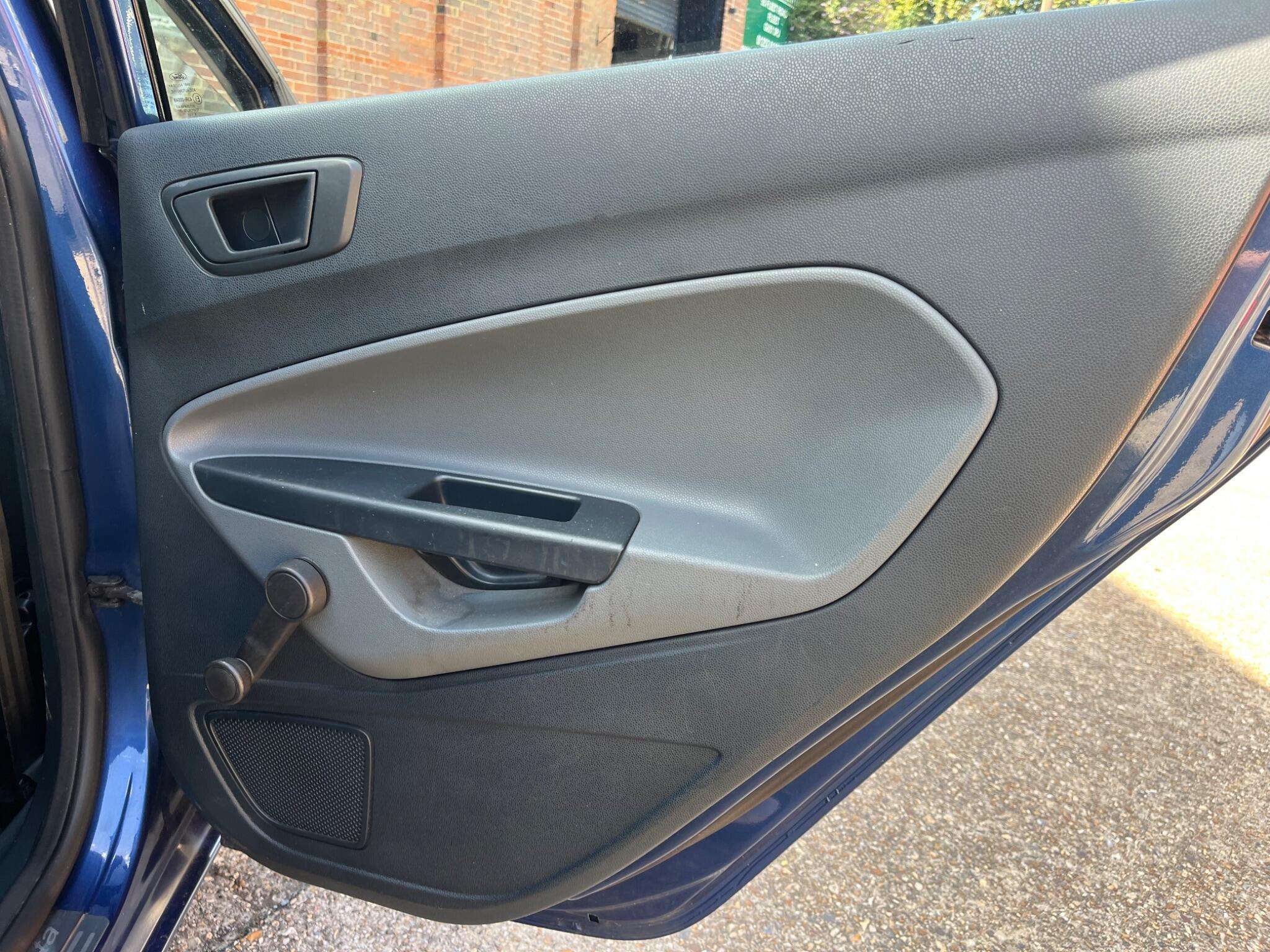 2009 FORD FIESTA 2009 FORD FIESTA