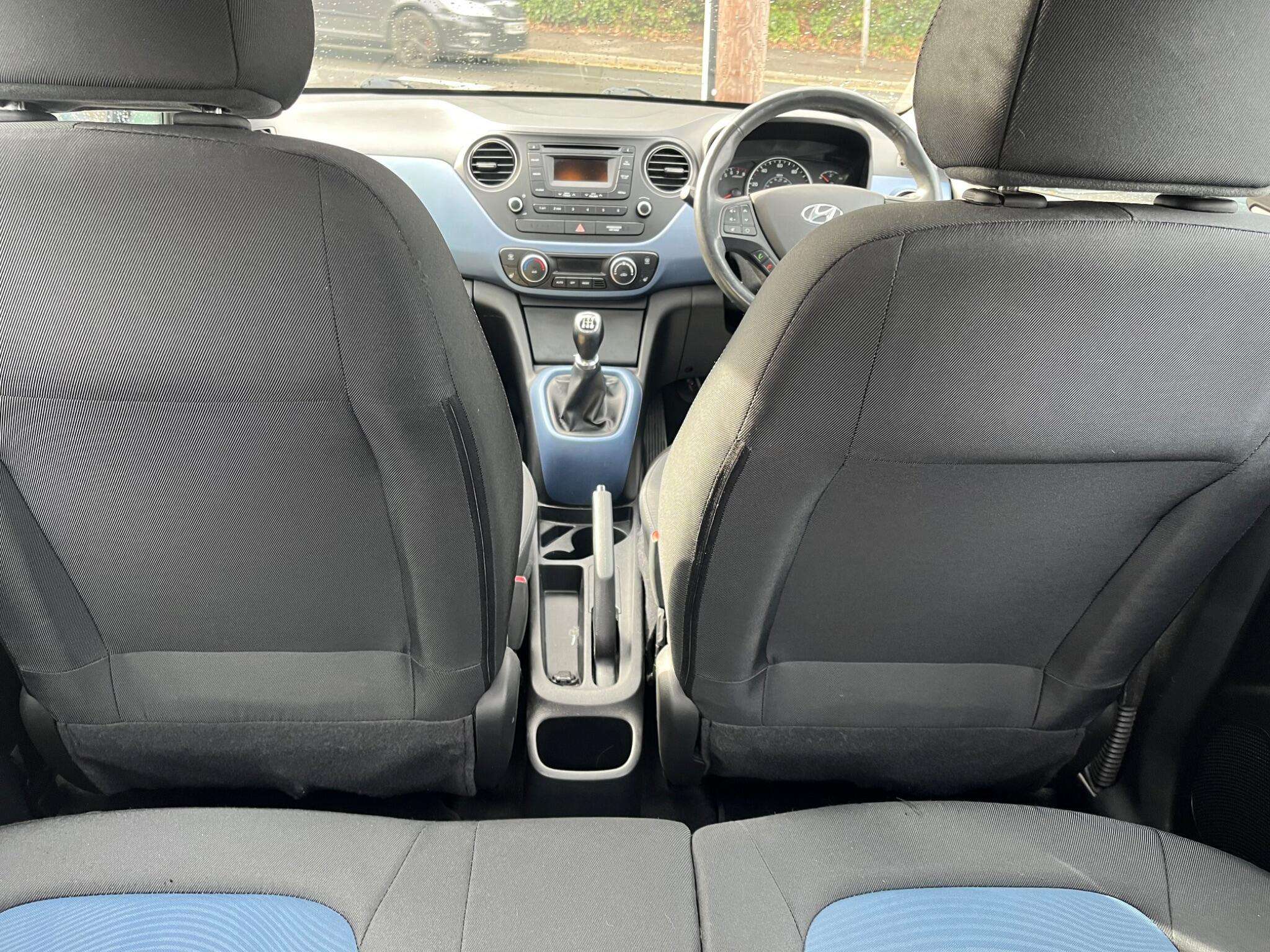 2016 HYUNDAI I10 2016 HYUNDAI I10