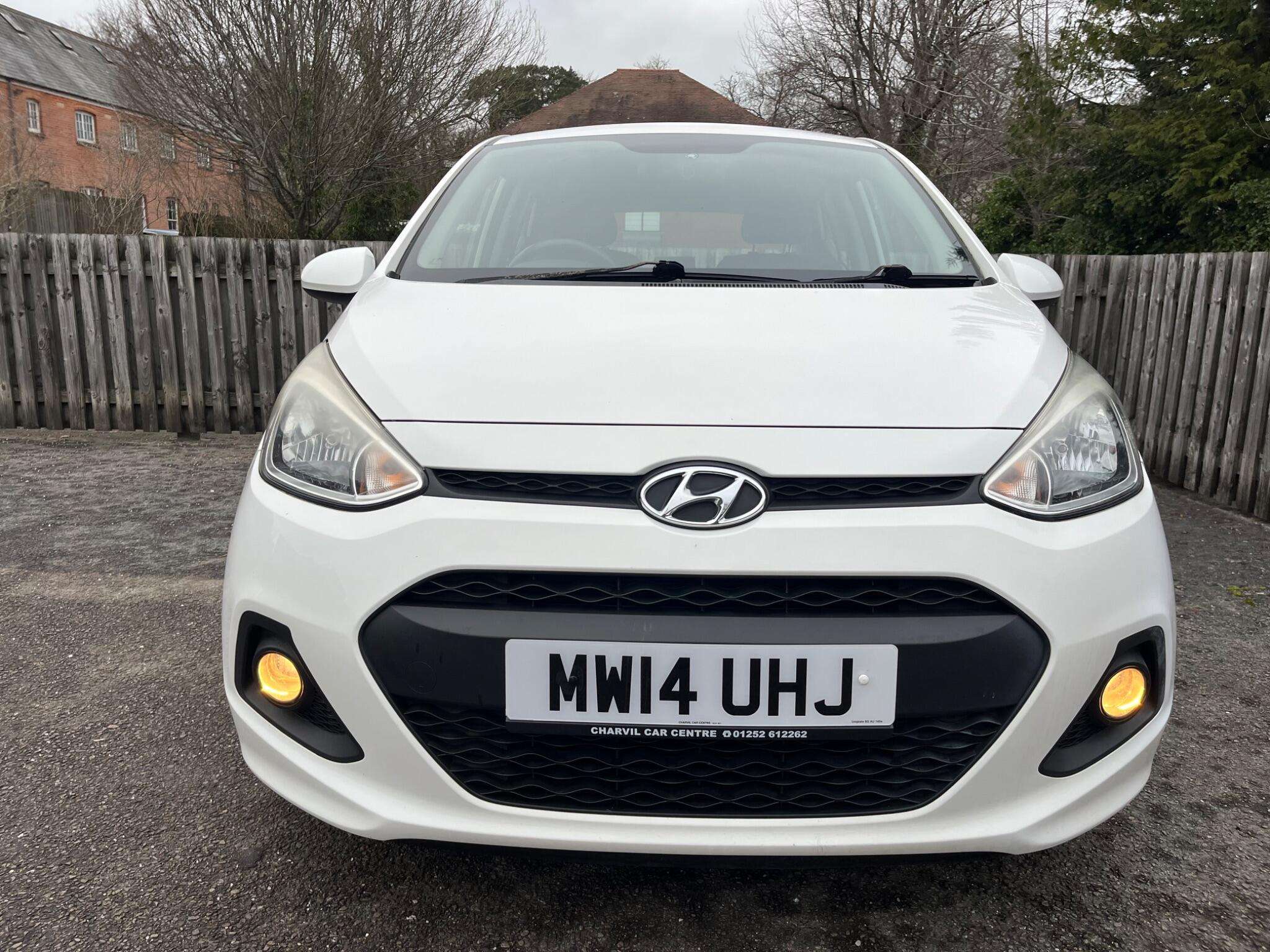 A 2014 HYUNDAI I10 1.0 SE Euro 5 5dr A 2014 HYUNDAI I10 1.0 SE Euro 5 5dr