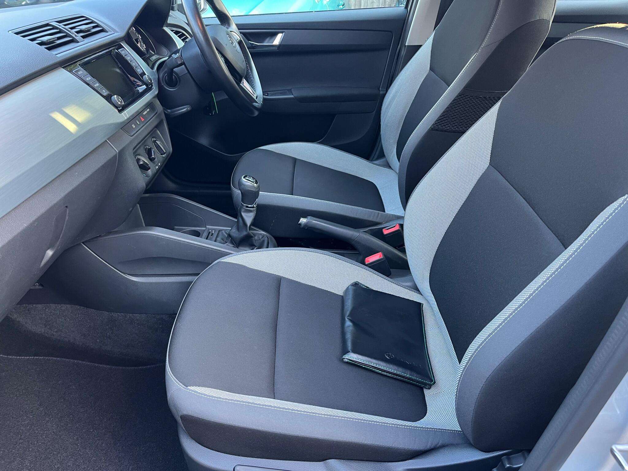 2015 SKODA FABIA 2015 SKODA FABIA