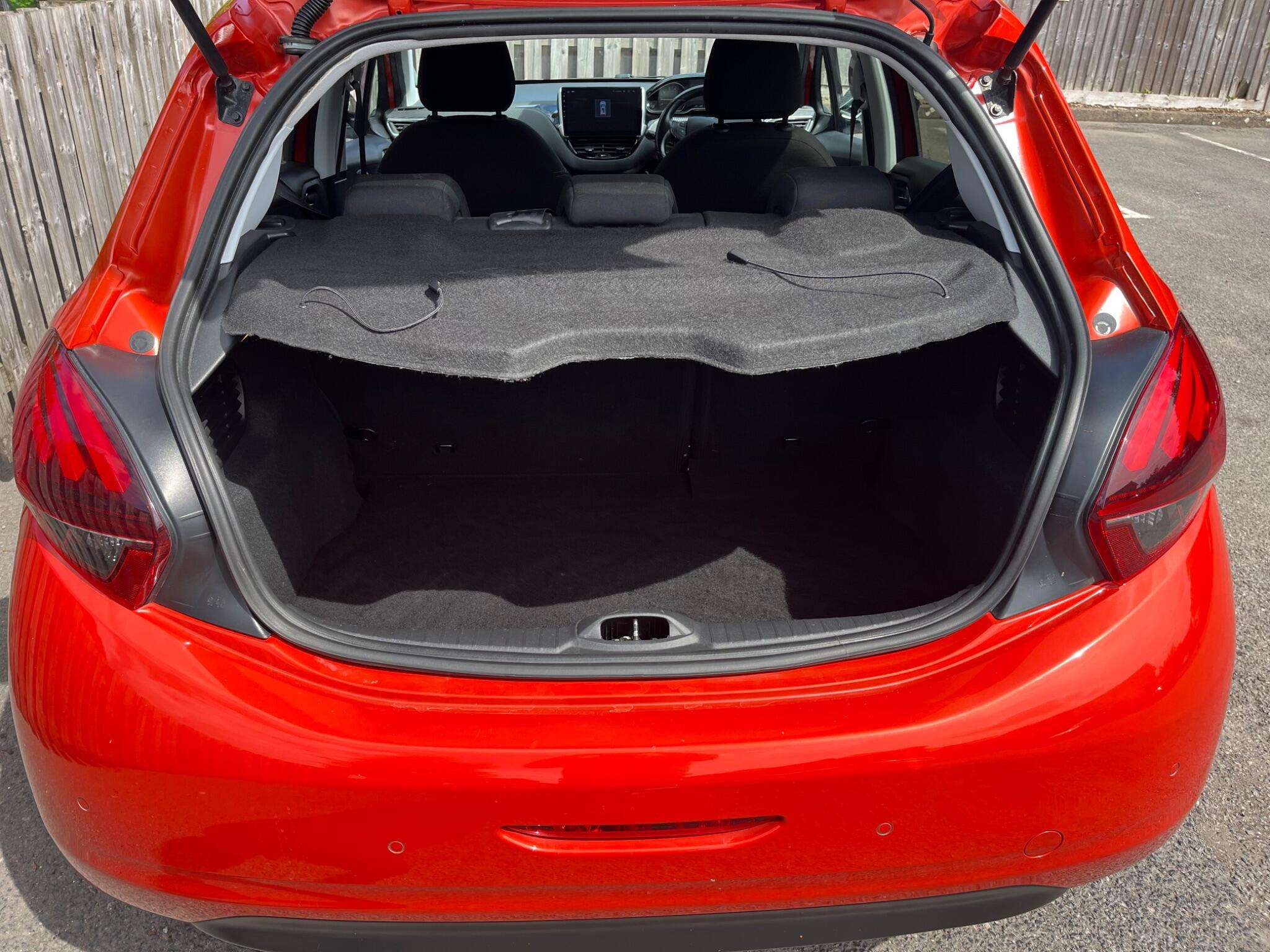 2017 PEUGEOT 208 2017 PEUGEOT 208