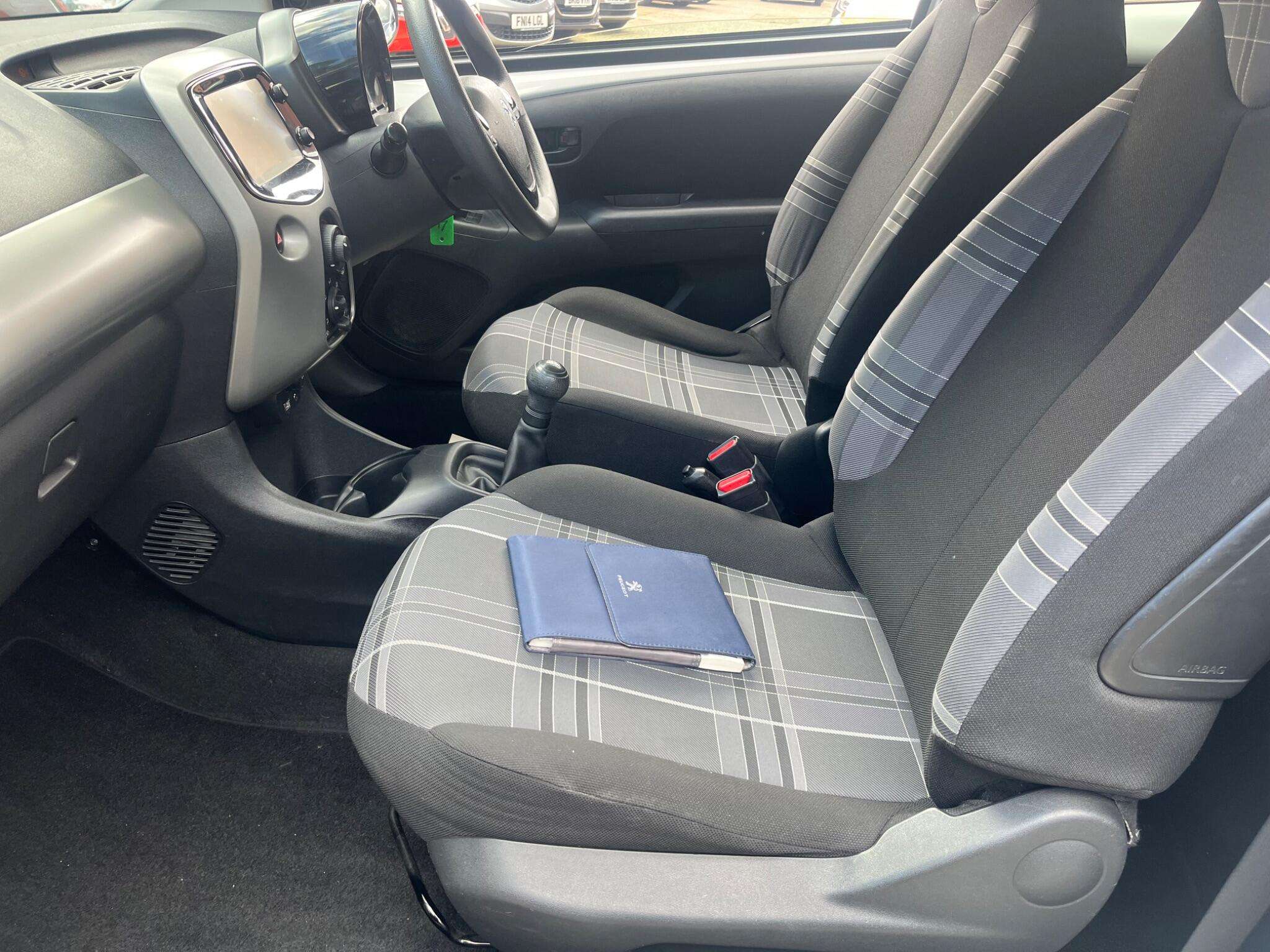 2016 PEUGEOT 108 2016 PEUGEOT 108