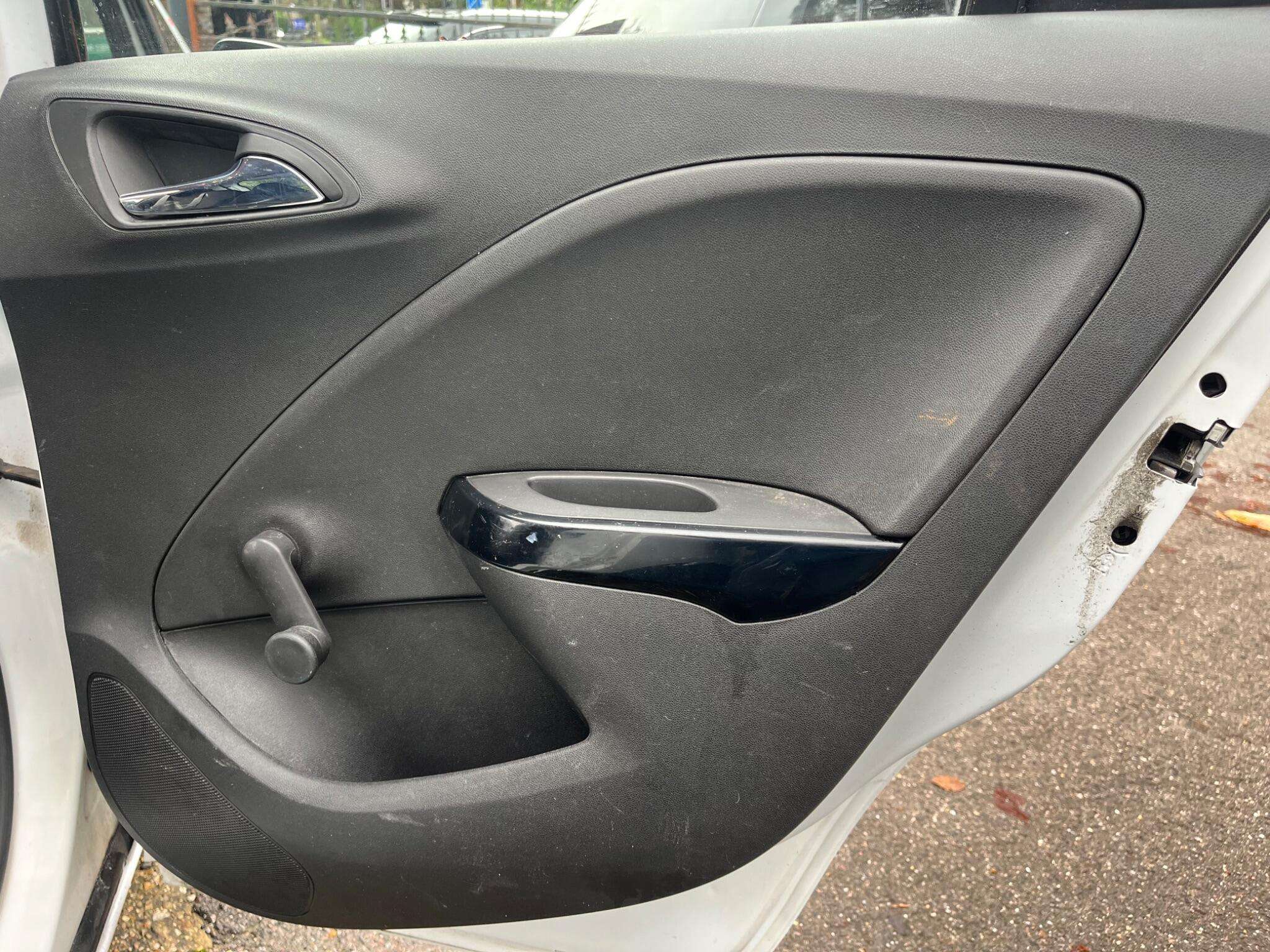 2015 VAUXHALL CORSA 2015 VAUXHALL CORSA