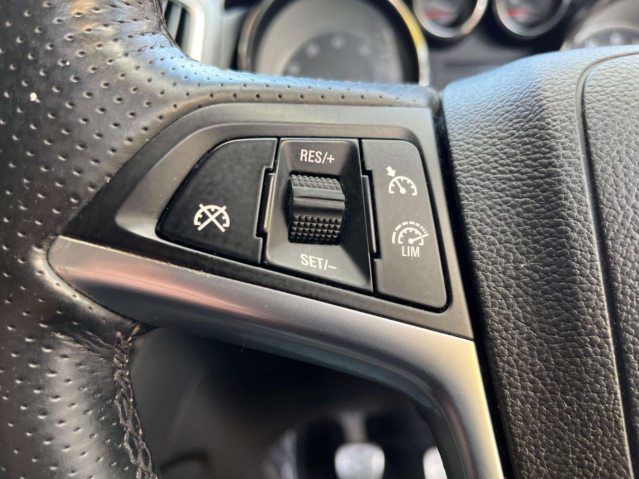 2014 VAUXHALL ZAFIRA TOURER 2014 VAUXHALL ZAFIRA TOURER