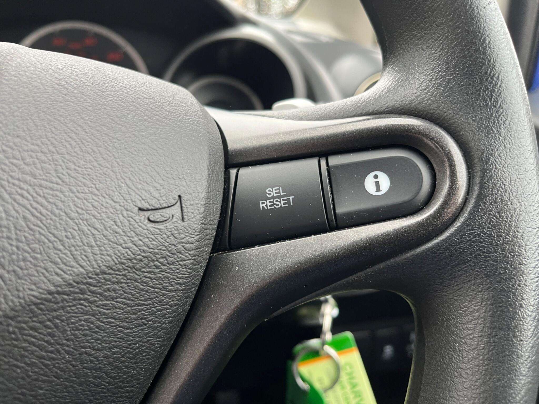 2011 HONDA JAZZ 2011 HONDA JAZZ