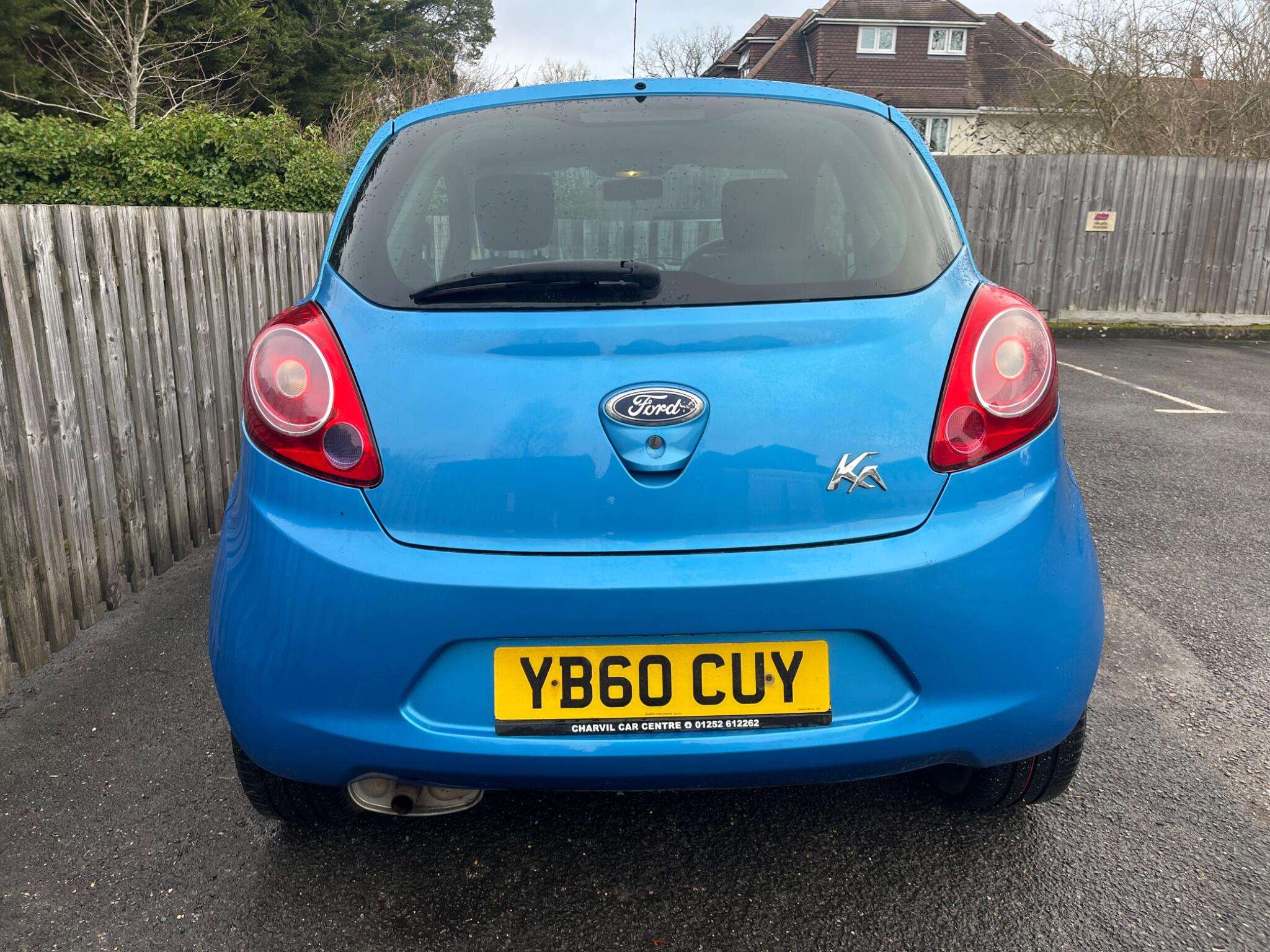 2011 FORD KA 2011 FORD KA