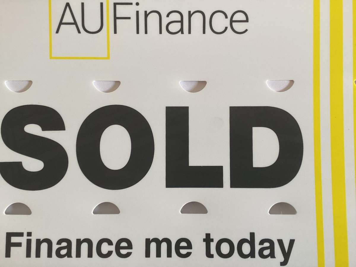 Check out this Peugeot 108 2015 Petrol Manual