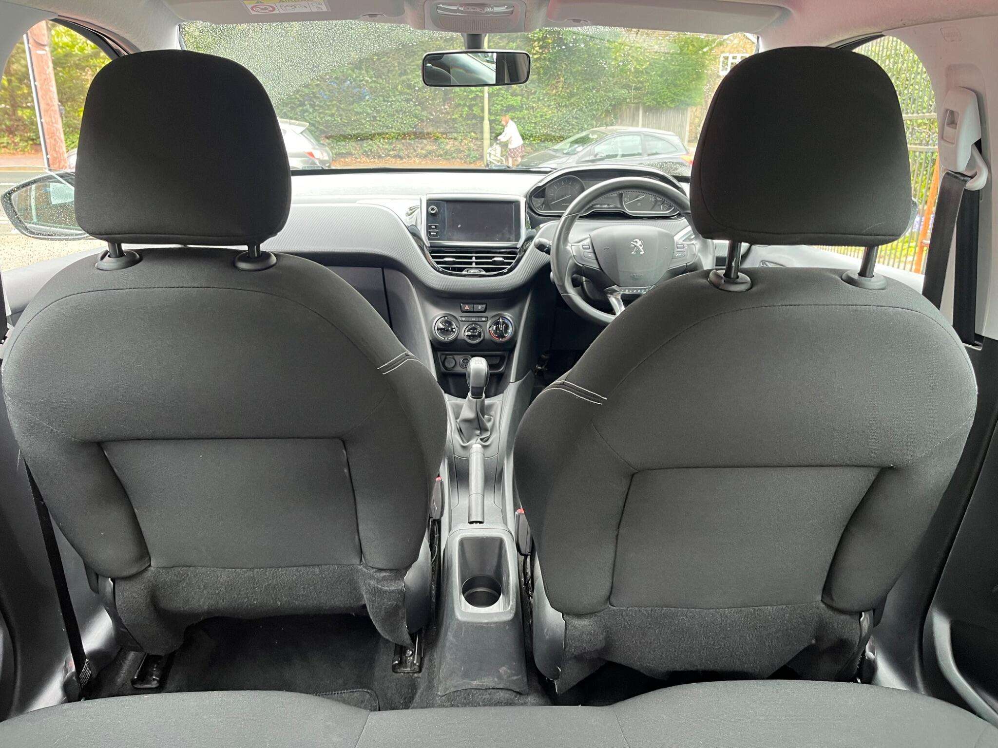 2018 PEUGEOT 208 2018 PEUGEOT 208