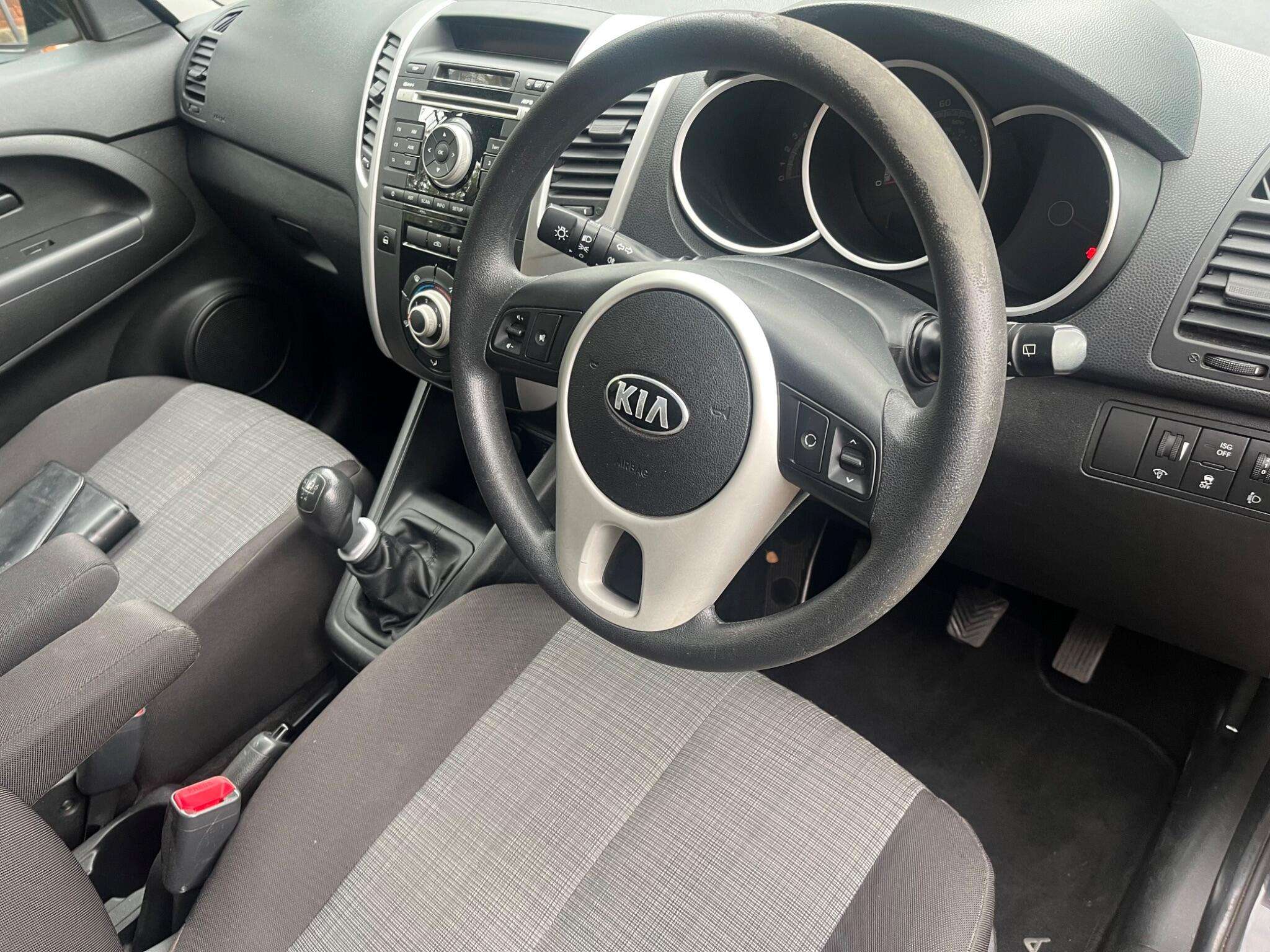 2013 KIA VENGA 2013 KIA VENGA