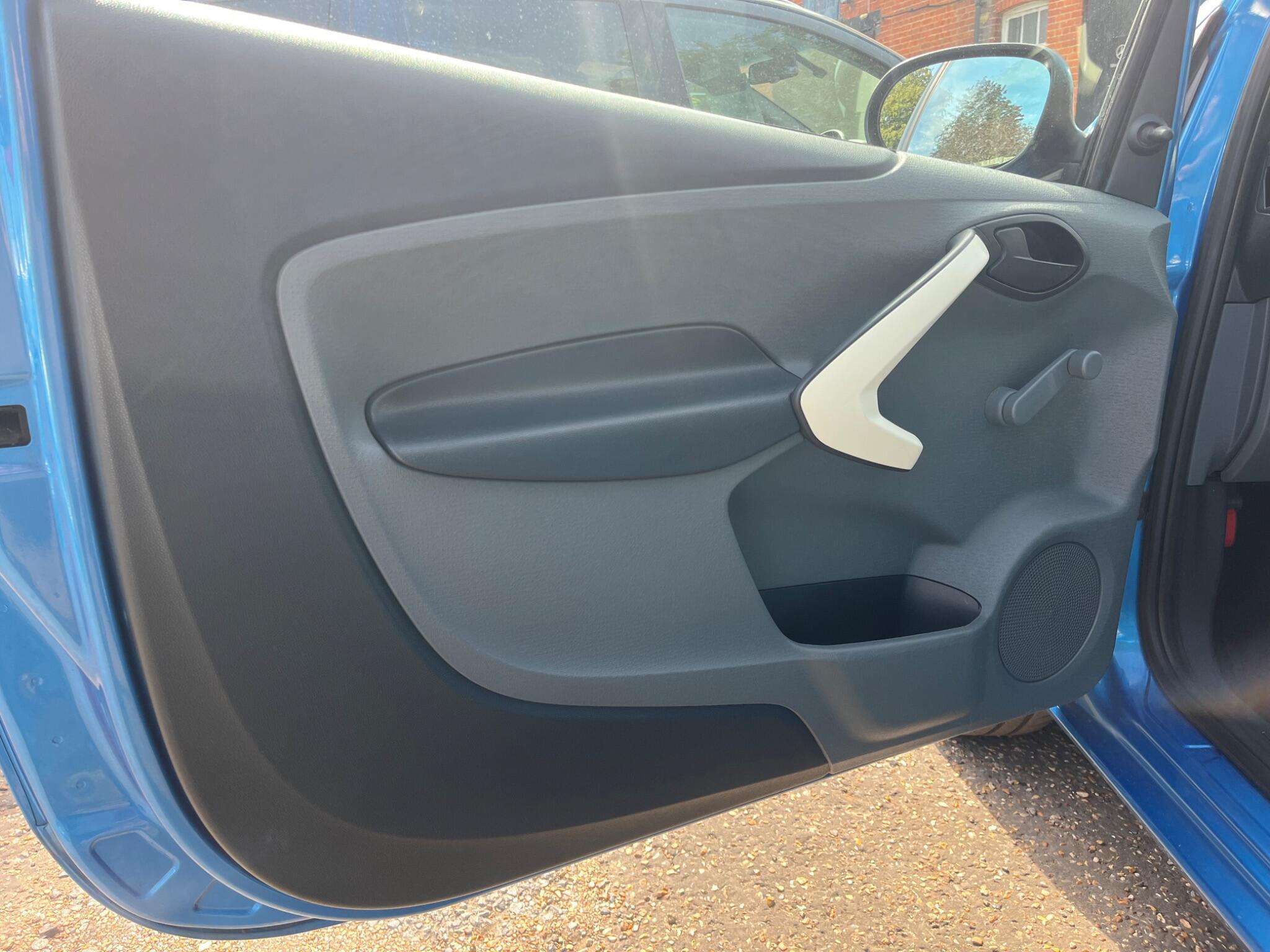 2013 FORD KA 2013 FORD KA