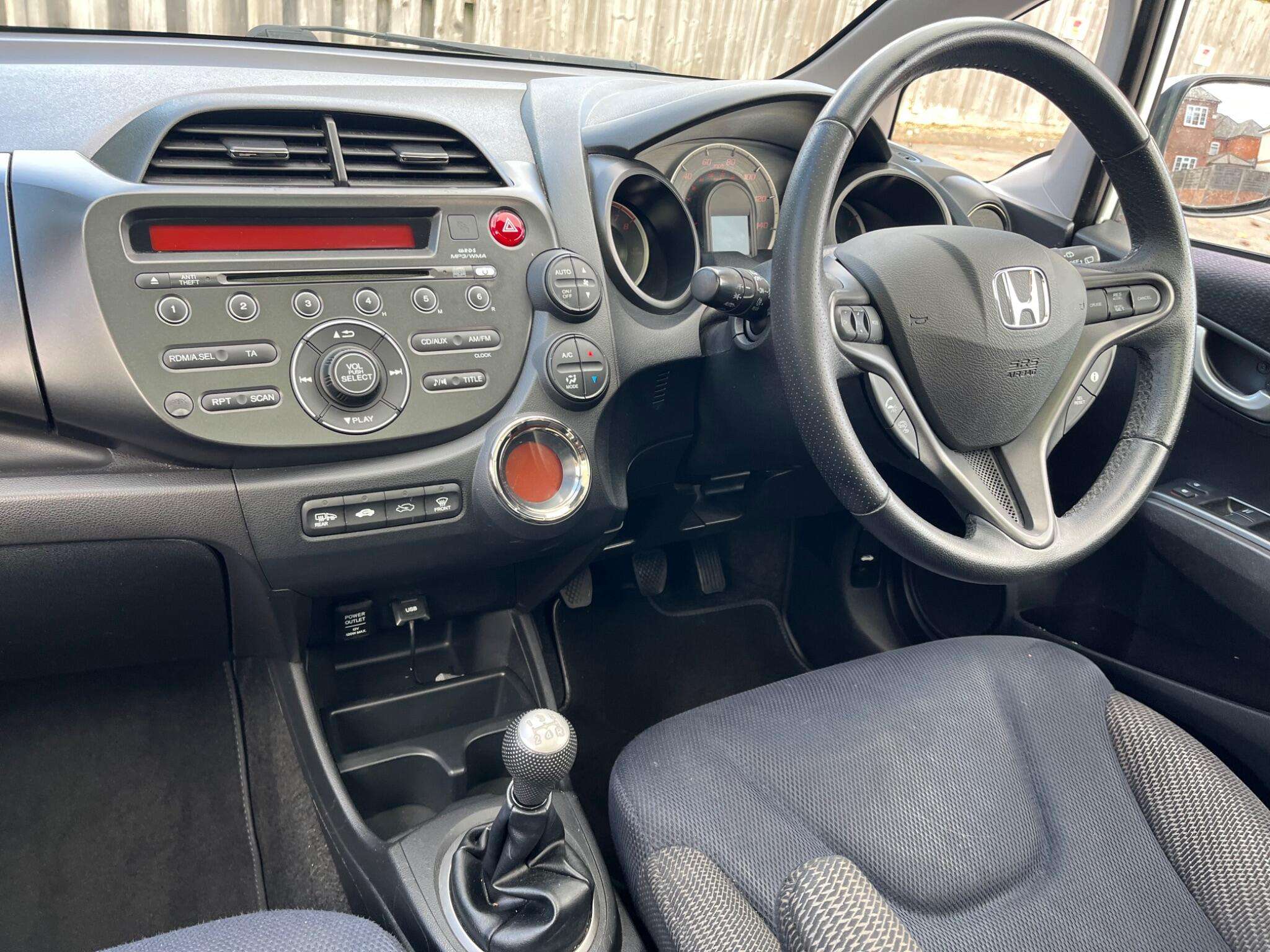 2014 HONDA JAZZ 2014 HONDA JAZZ
