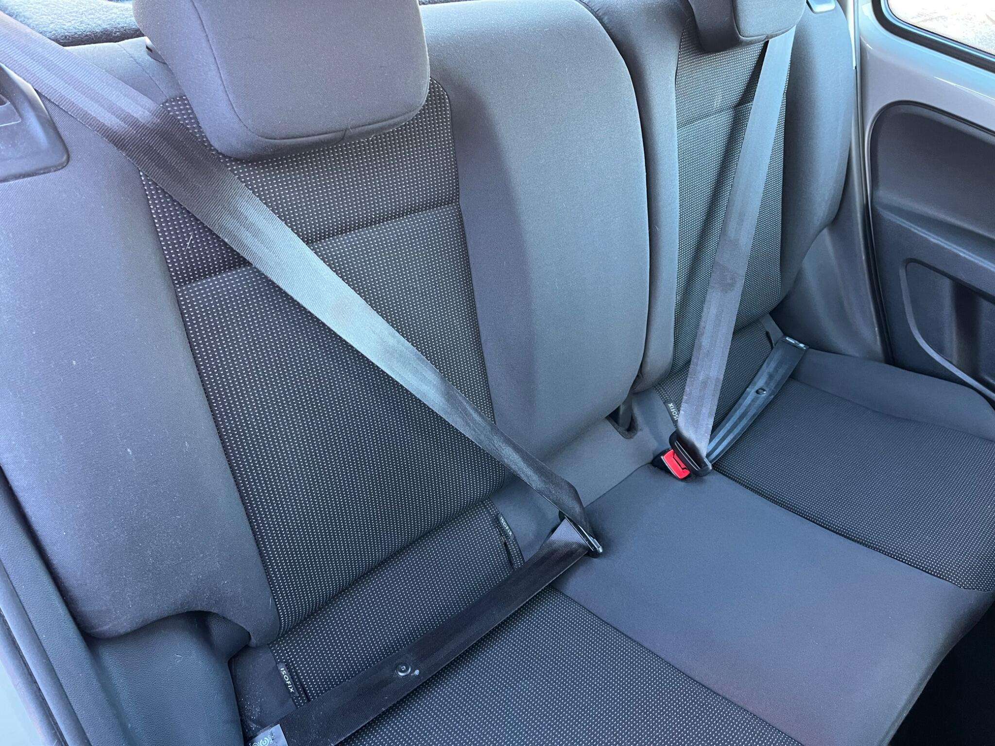 2015 VOLKSWAGEN UP! 2015 VOLKSWAGEN UP!