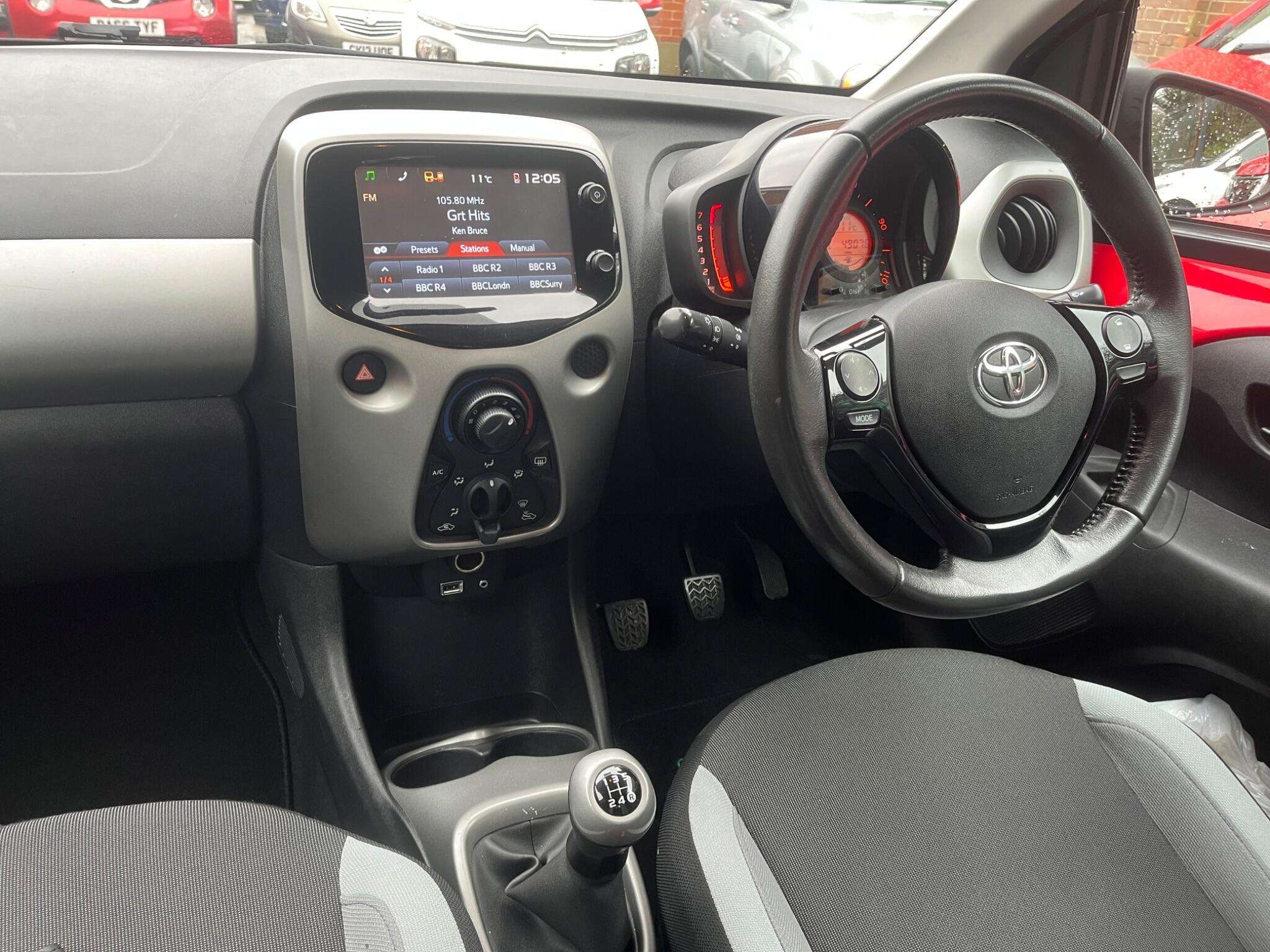 2015 TOYOTA AYGO 2015 TOYOTA AYGO