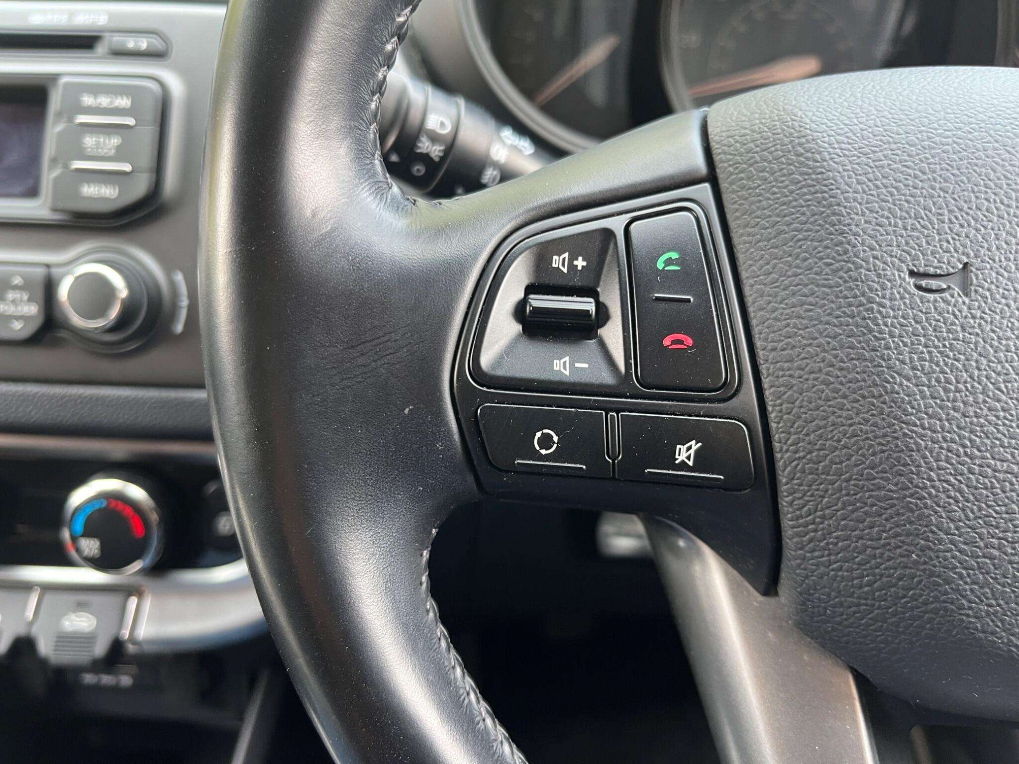 2014 KIA RIO 2014 KIA RIO