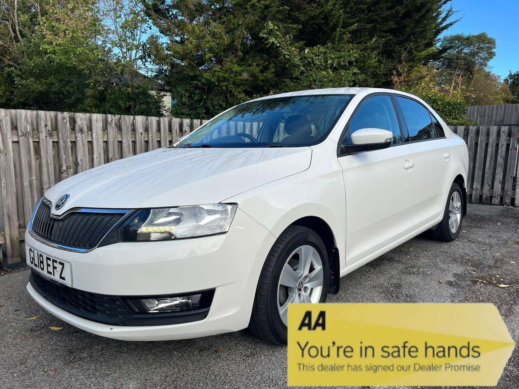 A 2018 SKODA RAPID 1.0 TSI SE Euro 6 (s/s) 5dr A 2018 SKODA RAPID 1.0 TSI SE Euro 6 (s/s) 5dr