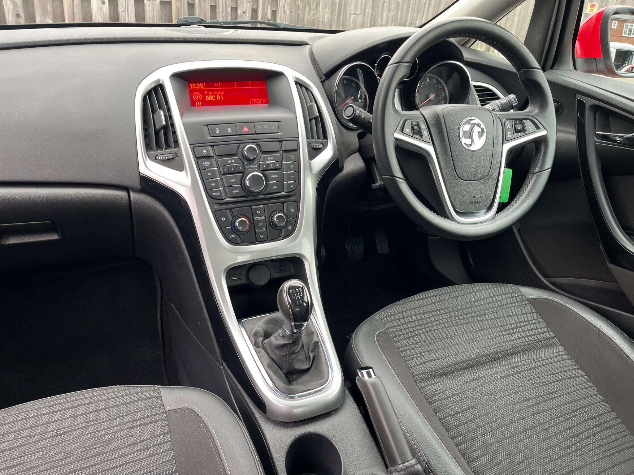 2015 VAUXHALL ASTRA 2015 VAUXHALL ASTRA