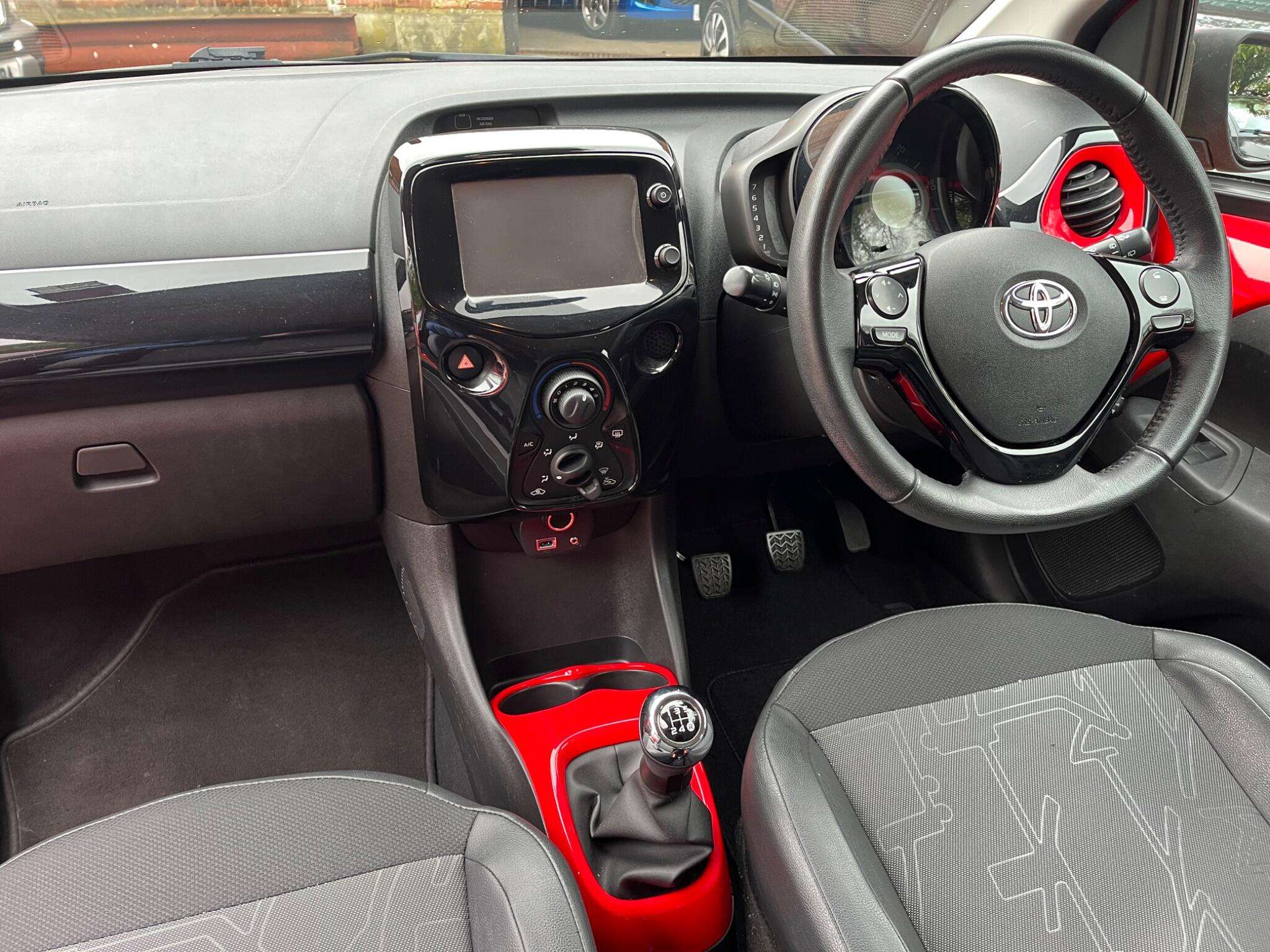 2015 TOYOTA AYGO 2015 TOYOTA AYGO