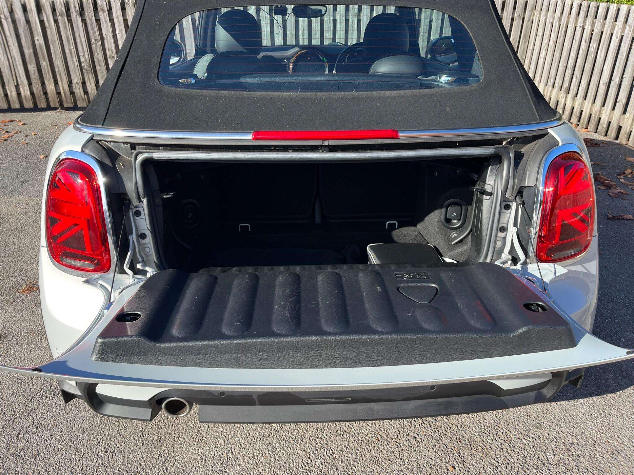 2022 MINI CONVERTIBLE 2022 MINI CONVERTIBLE