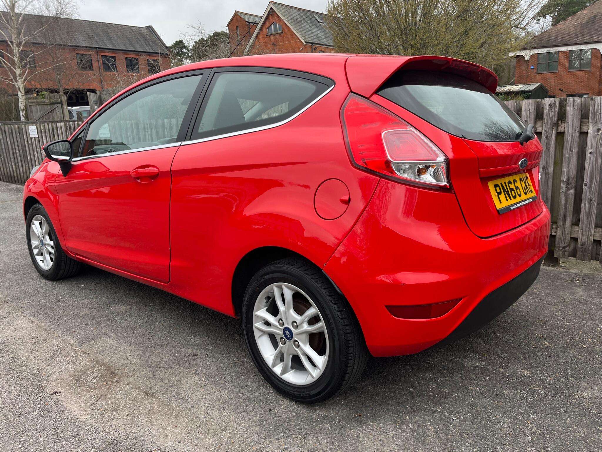 A 2016 FORD FIESTA 1.25 Zetec Euro 6 3dr A 2016 FORD FIESTA 1.25 Zetec Euro 6 3dr