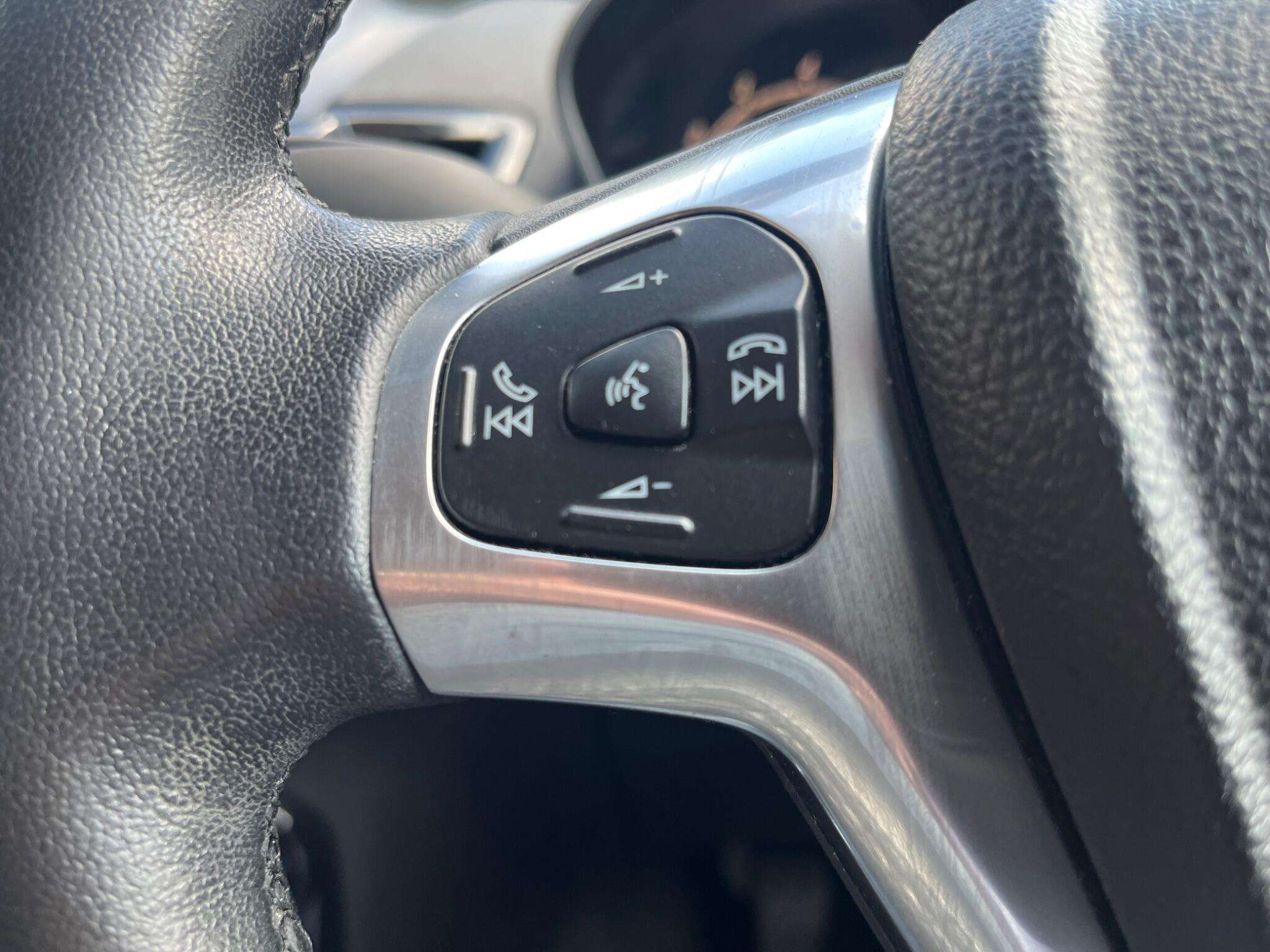 2013 FORD FIESTA 2013 FORD FIESTA