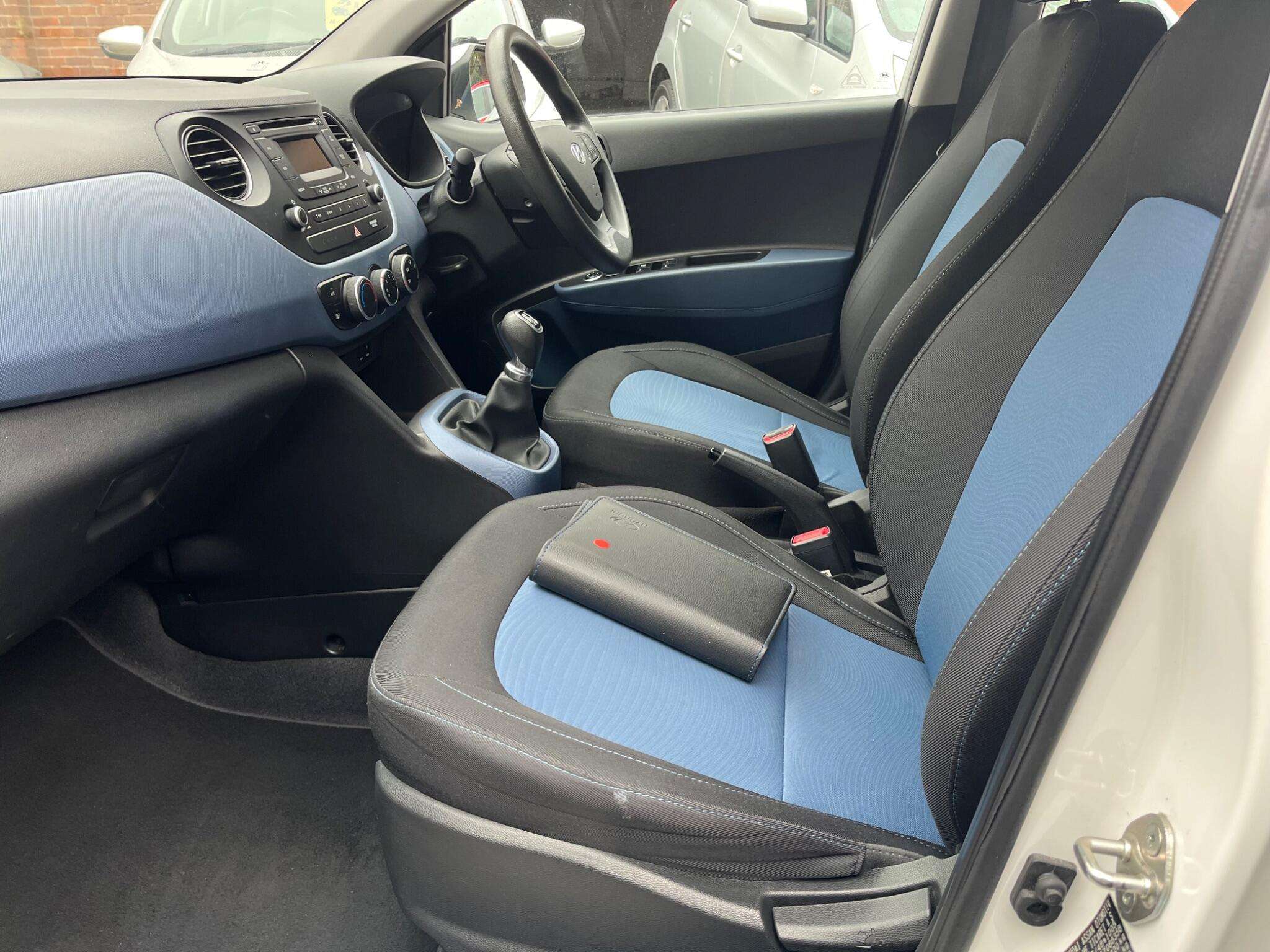 2014 HYUNDAI I10 2014 HYUNDAI I10