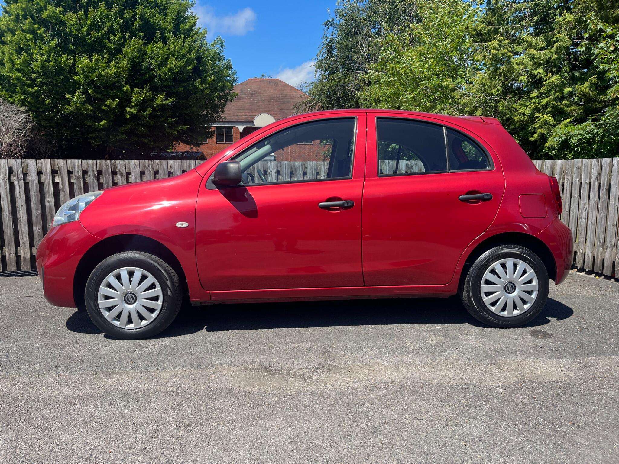 A 2014 NISSAN MICRA 1.2 Visia Euro 5 5dr A 2014 NISSAN MICRA 1.2 Visia Euro 5 5dr