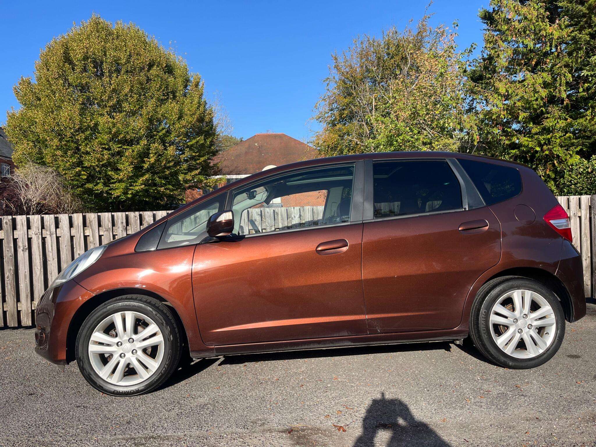 A 2012 HONDA JAZZ 1.4 i-VTEC EXL Euro 5 5dr A 2012 HONDA JAZZ 1.4 i-VTEC EXL Euro 5 5dr