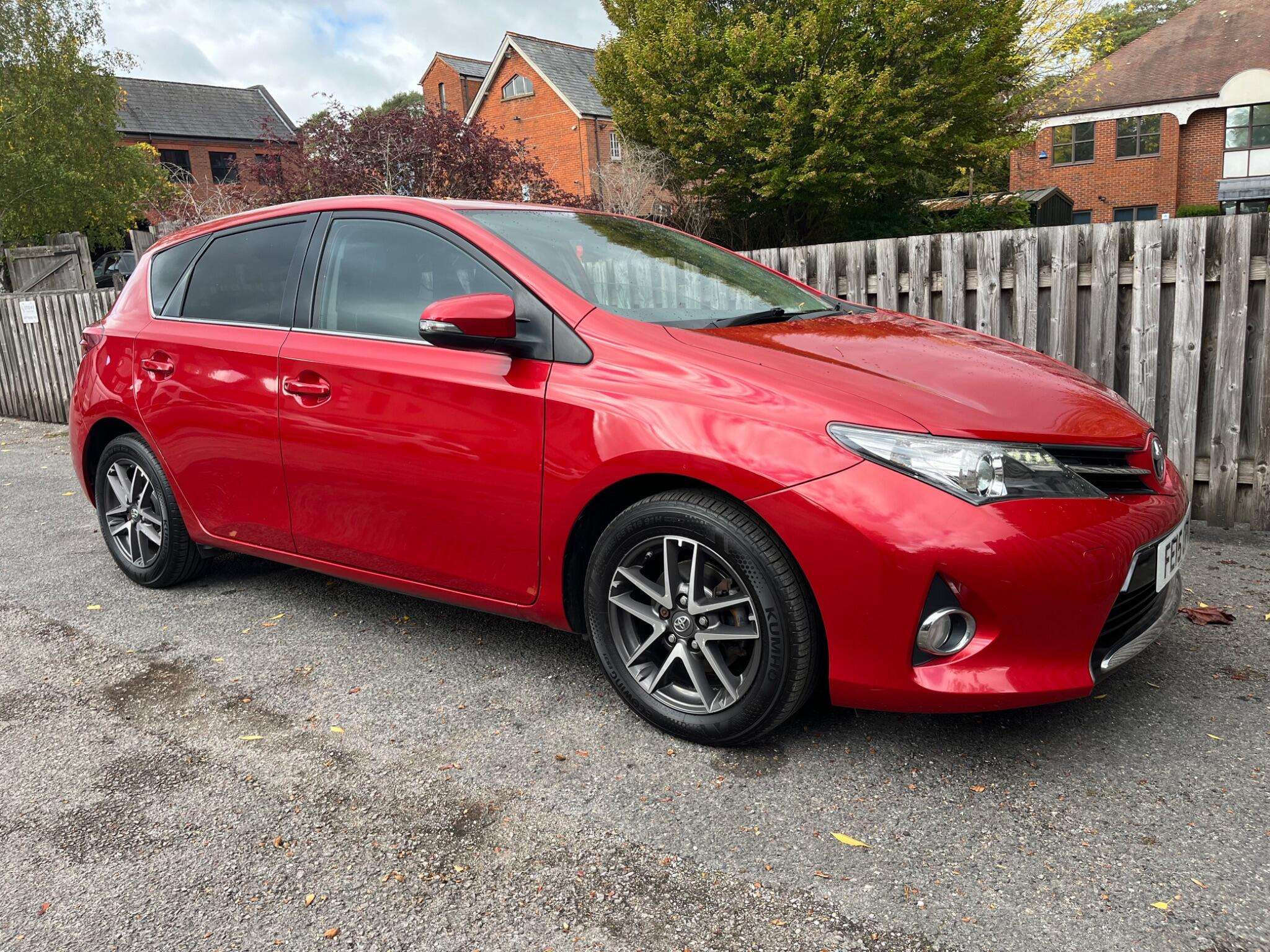 2015 TOYOTA AURIS 2015 TOYOTA AURIS