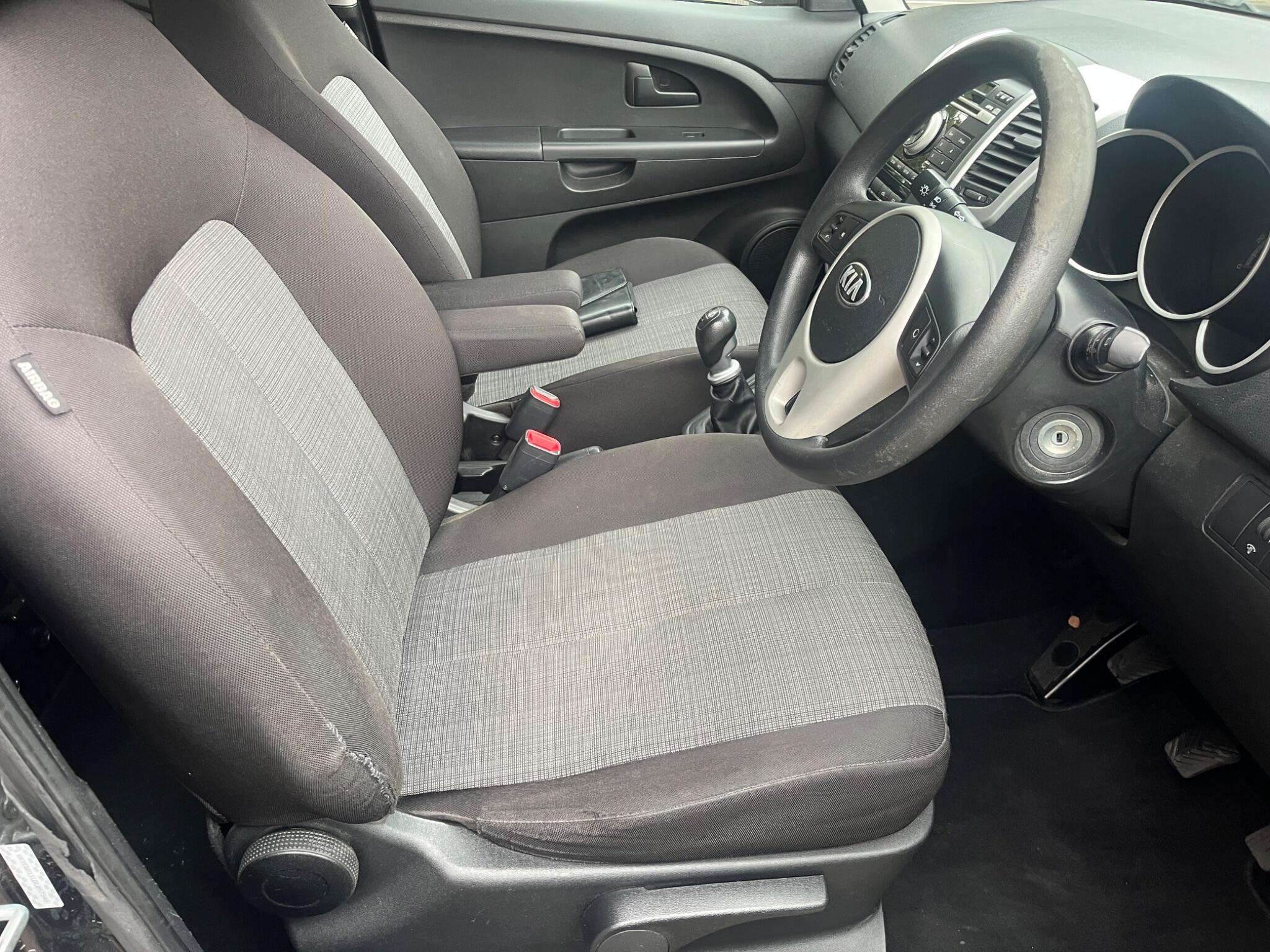 2013 KIA VENGA 2013 KIA VENGA