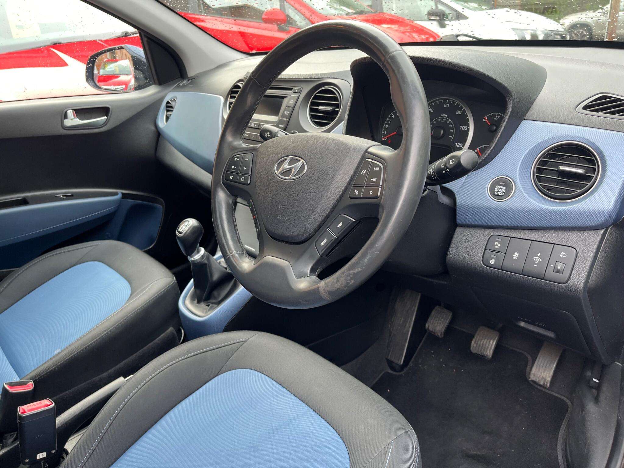 2016 HYUNDAI I10 2016 HYUNDAI I10