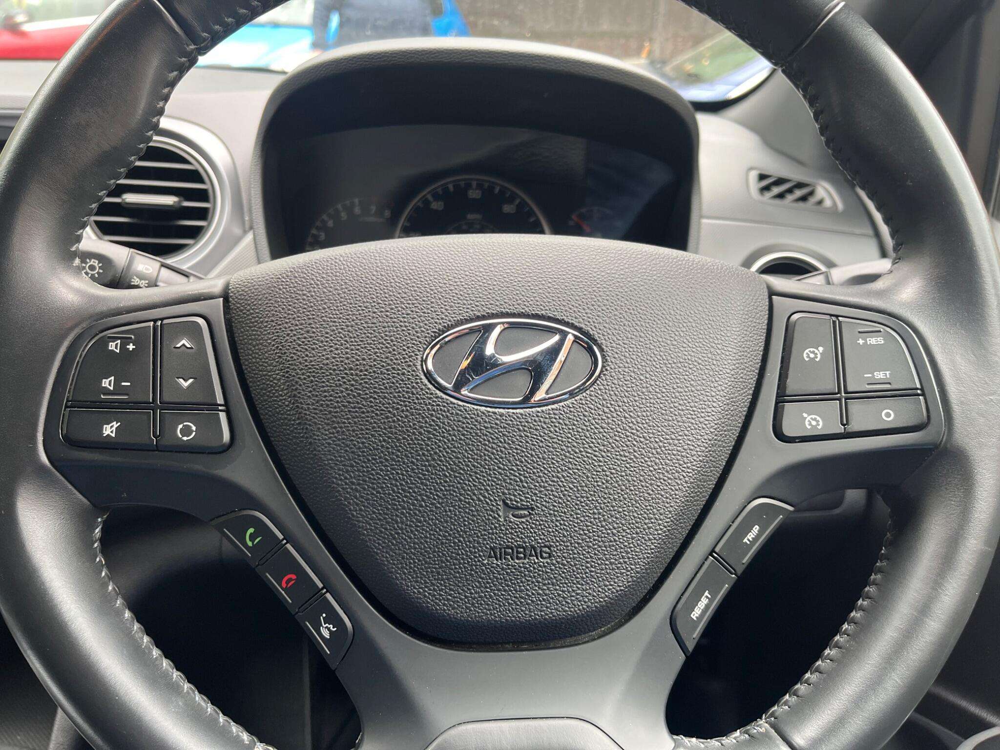 2018 HYUNDAI I10 2018 HYUNDAI I10