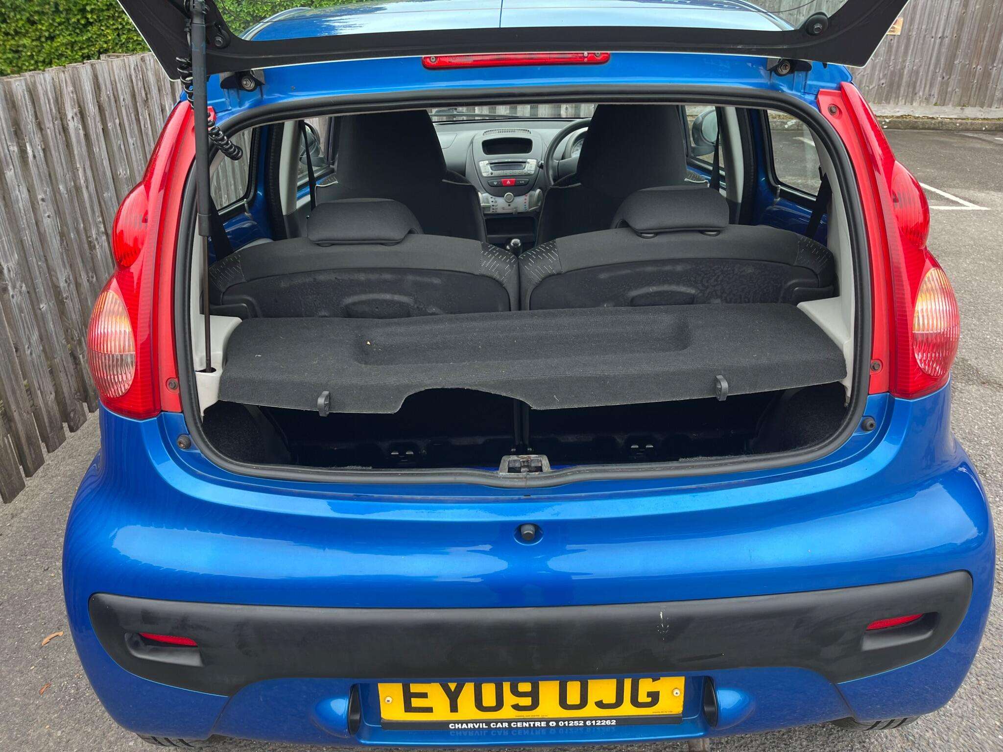 2009 PEUGEOT 107 2009 PEUGEOT 107