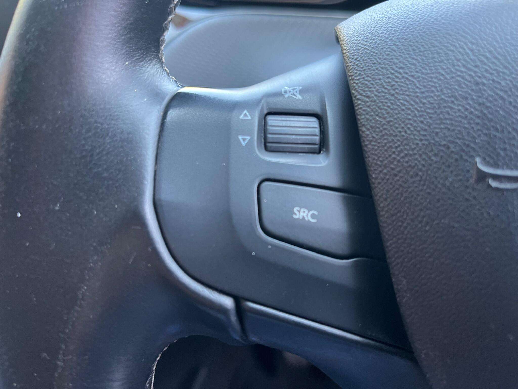 2018 PEUGEOT 2008 2018 PEUGEOT 2008