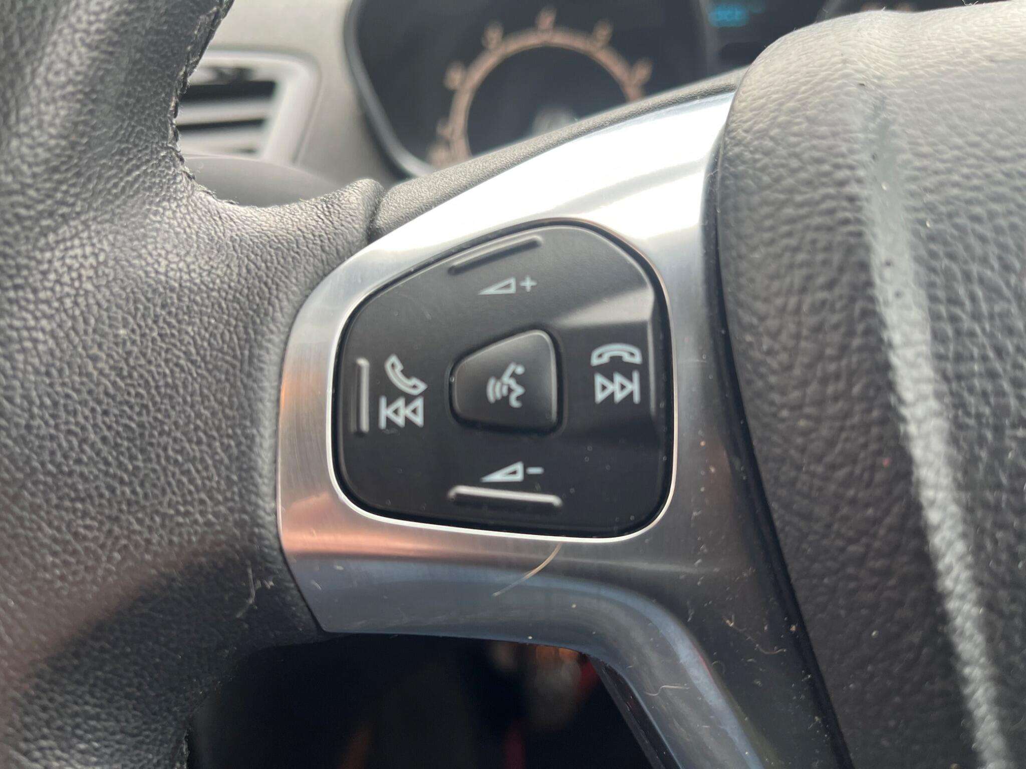 2014 FORD FIESTA 2014 FORD FIESTA