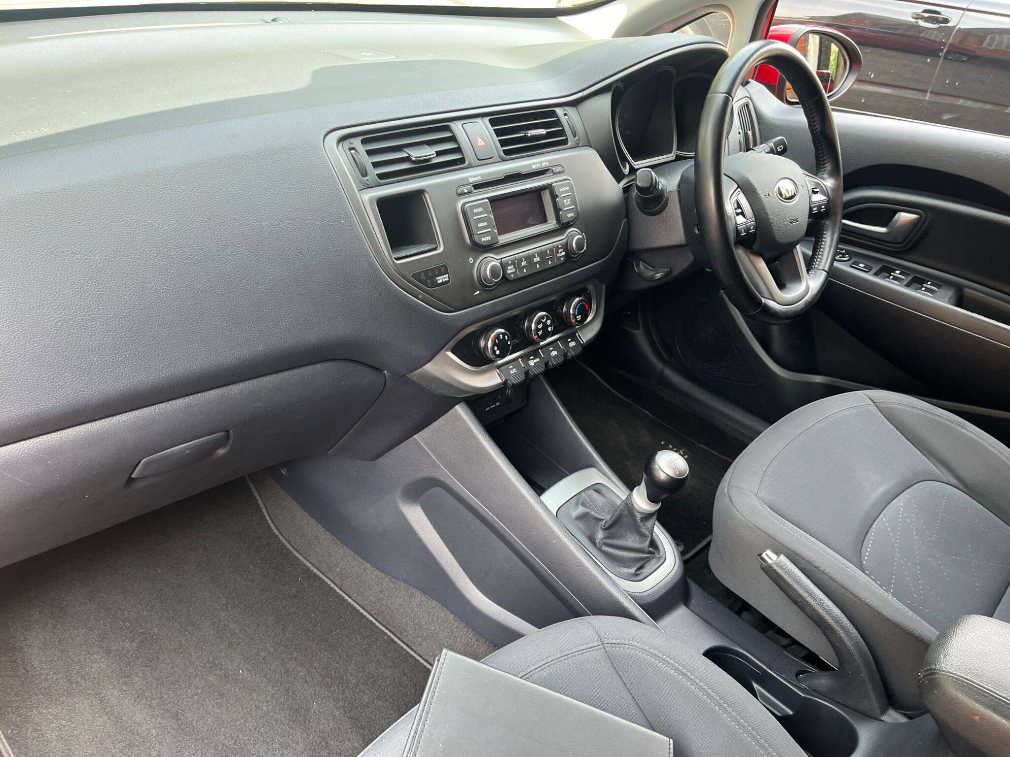 2014 KIA RIO 2014 KIA RIO