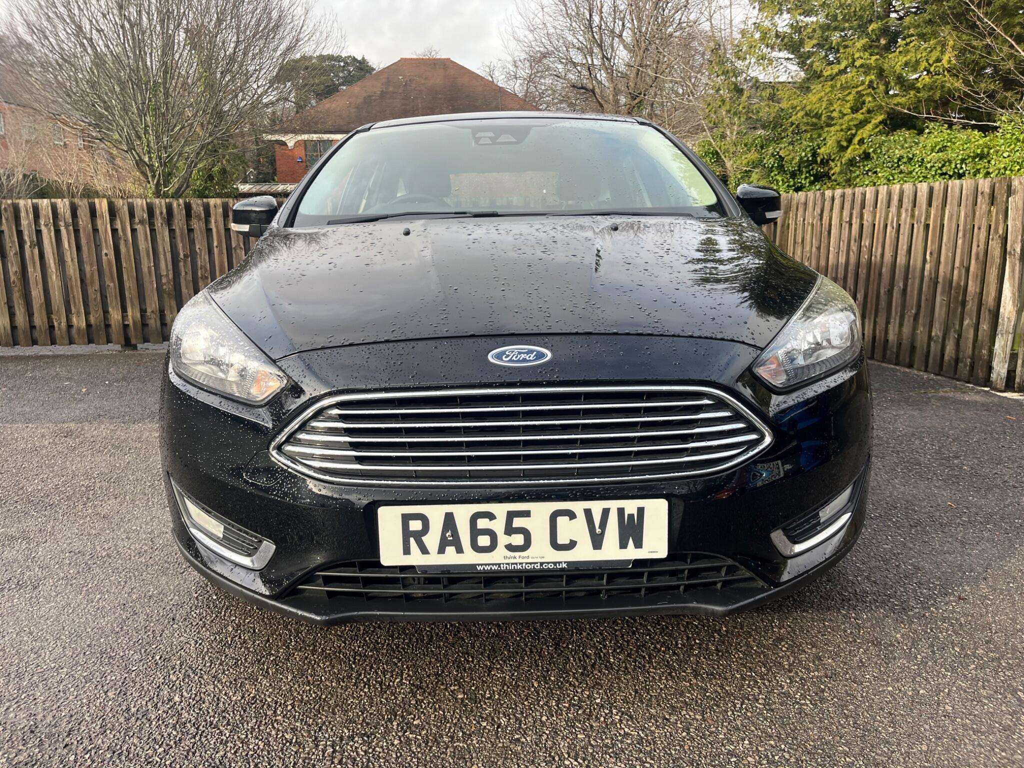 A 2015 FORD FOCUS 1.0T EcoBoost Titanium Euro 6 (s/s) 5dr A 2015 FORD FOCUS 1.0T EcoBoost Titanium Euro 6 (s/s) 5dr