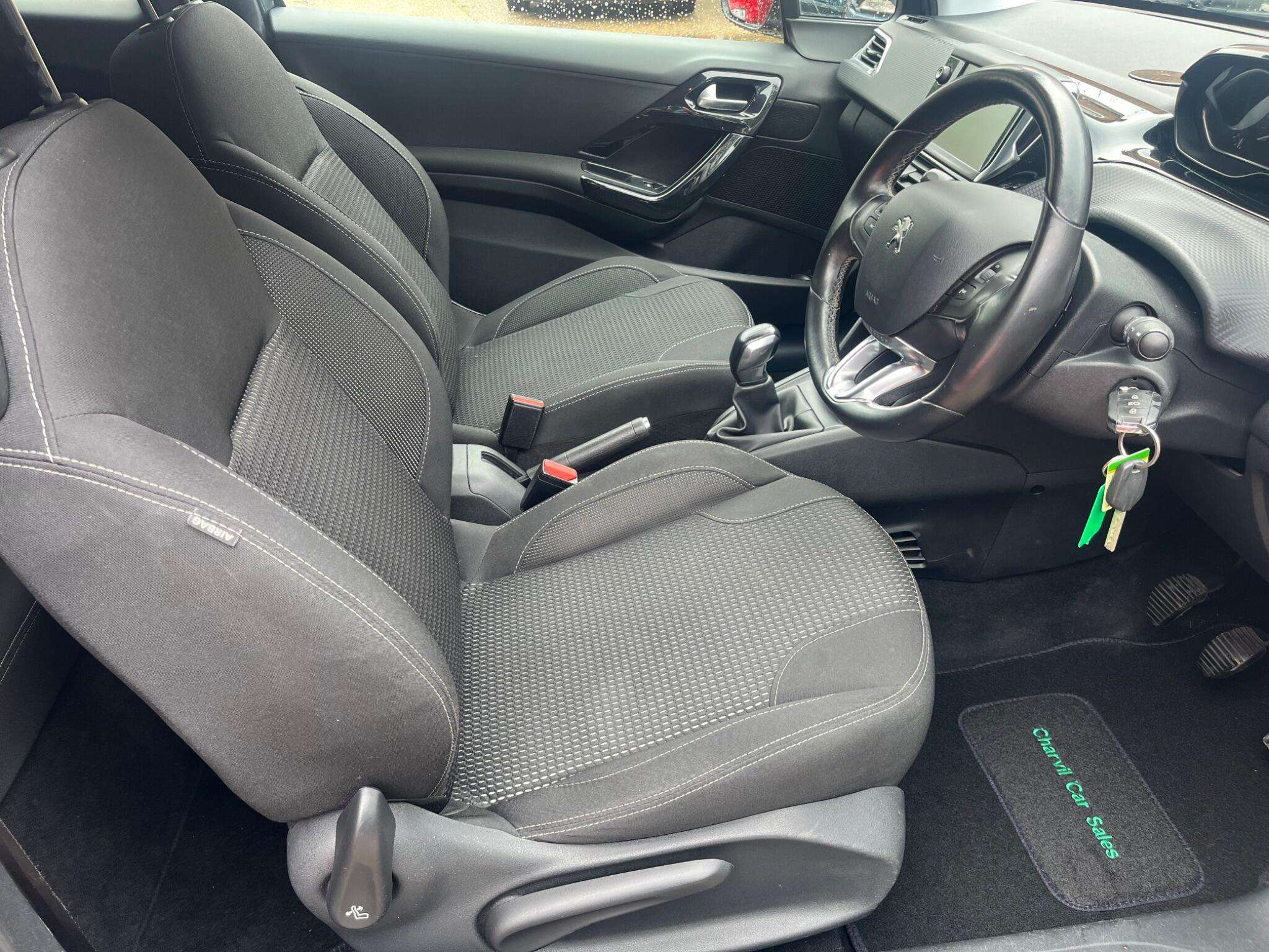 2016 PEUGEOT 208 2016 PEUGEOT 208