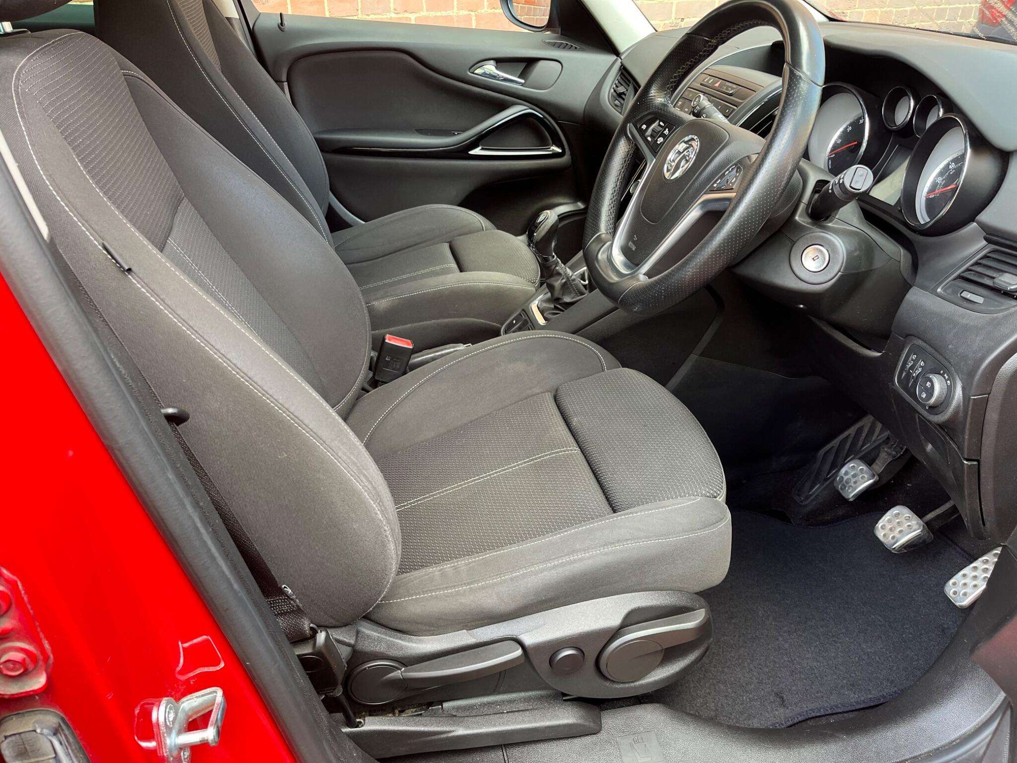 2014 VAUXHALL ZAFIRA TOURER 2014 VAUXHALL ZAFIRA TOURER