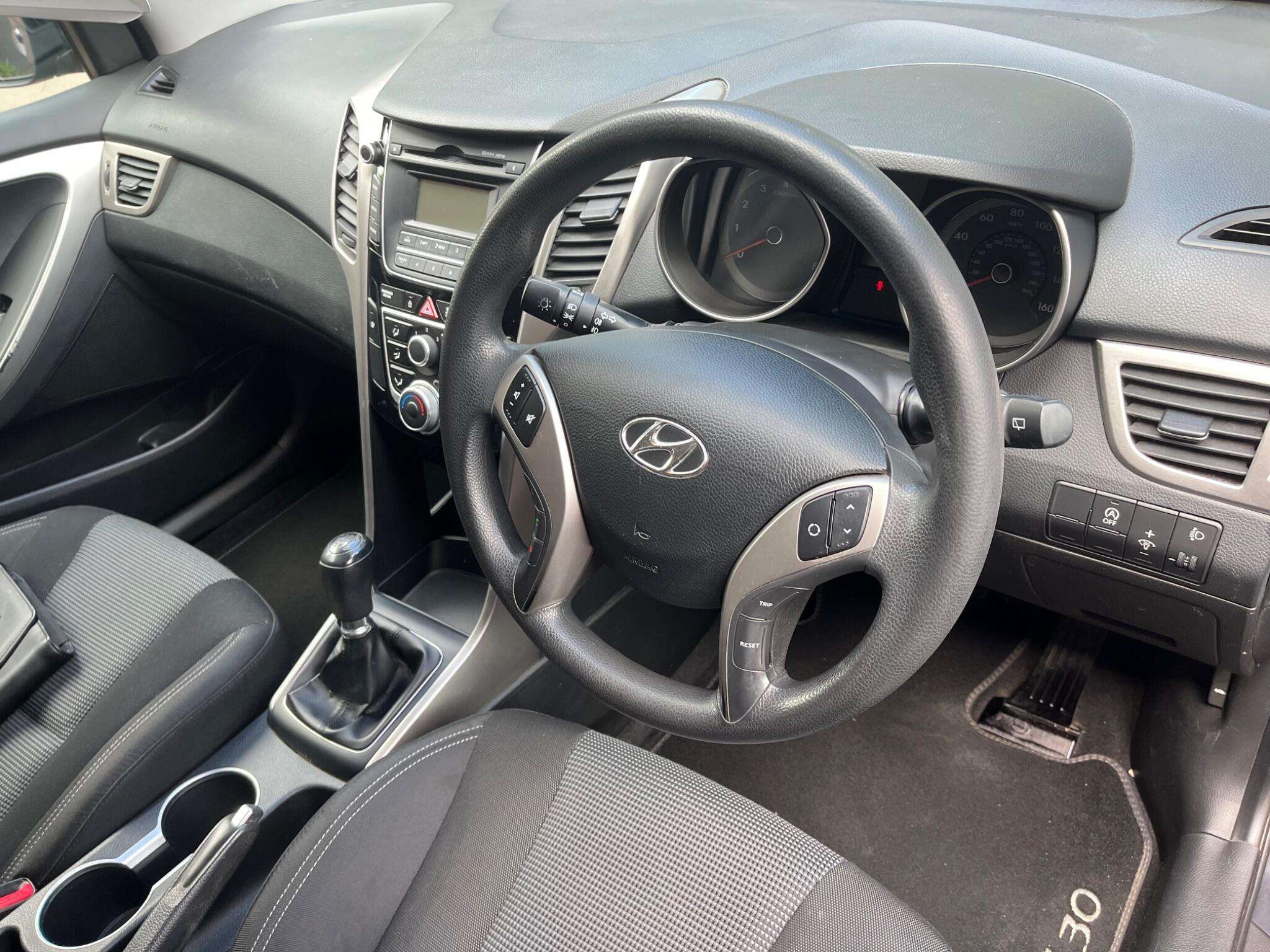 2015 HYUNDAI I30 2015 HYUNDAI I30