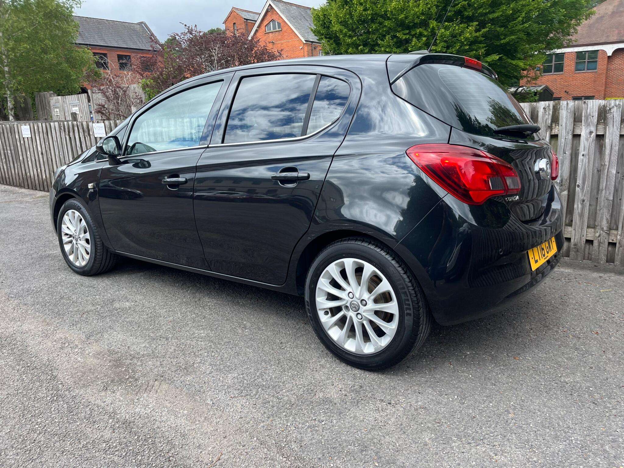 A 2016 VAUXHALL CORSA 1.4i SE Auto Euro 6 5dr A 2016 VAUXHALL CORSA 1.4i SE Auto Euro 6 5dr