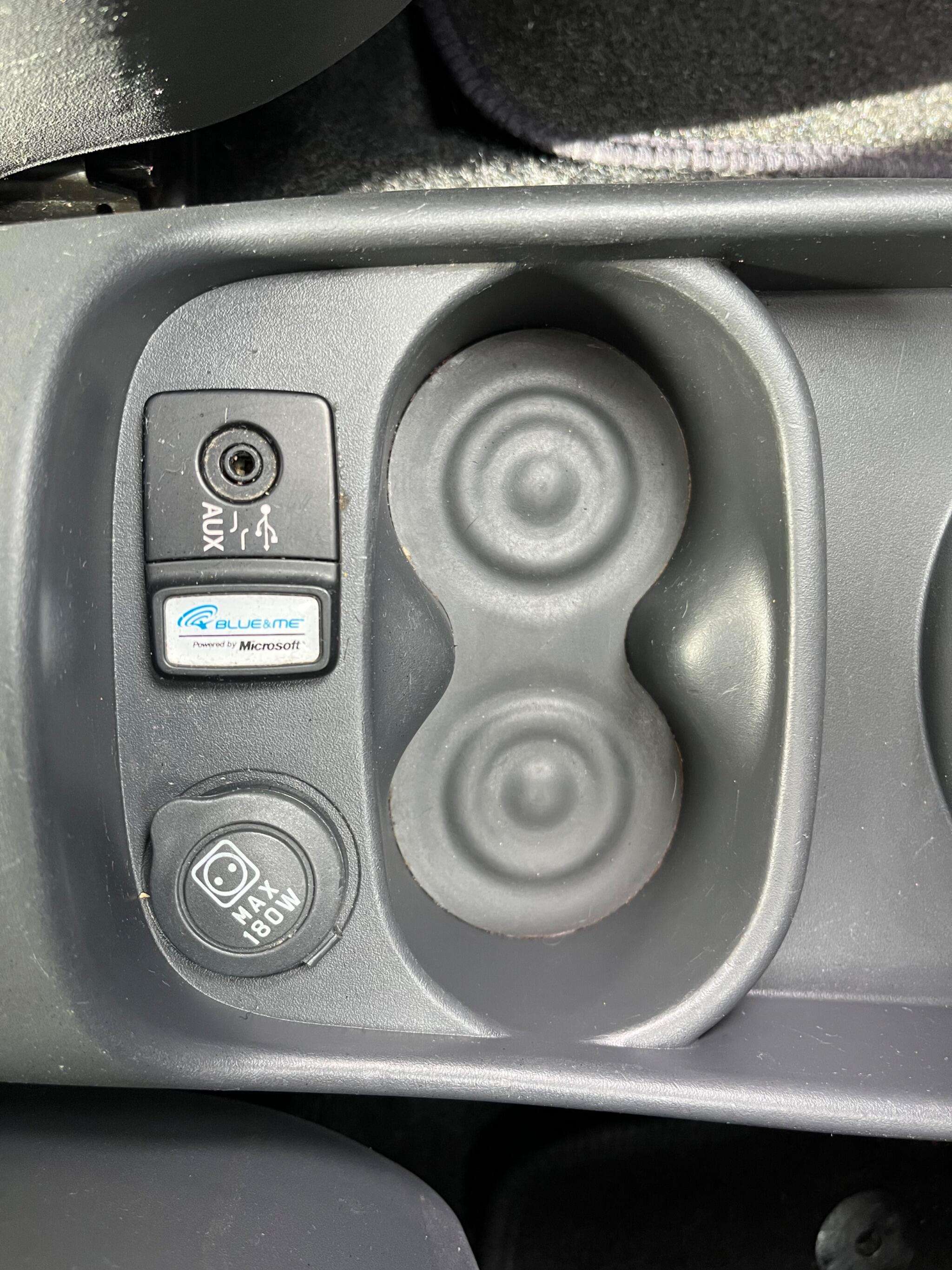 2011 FIAT 500 2011 FIAT 500