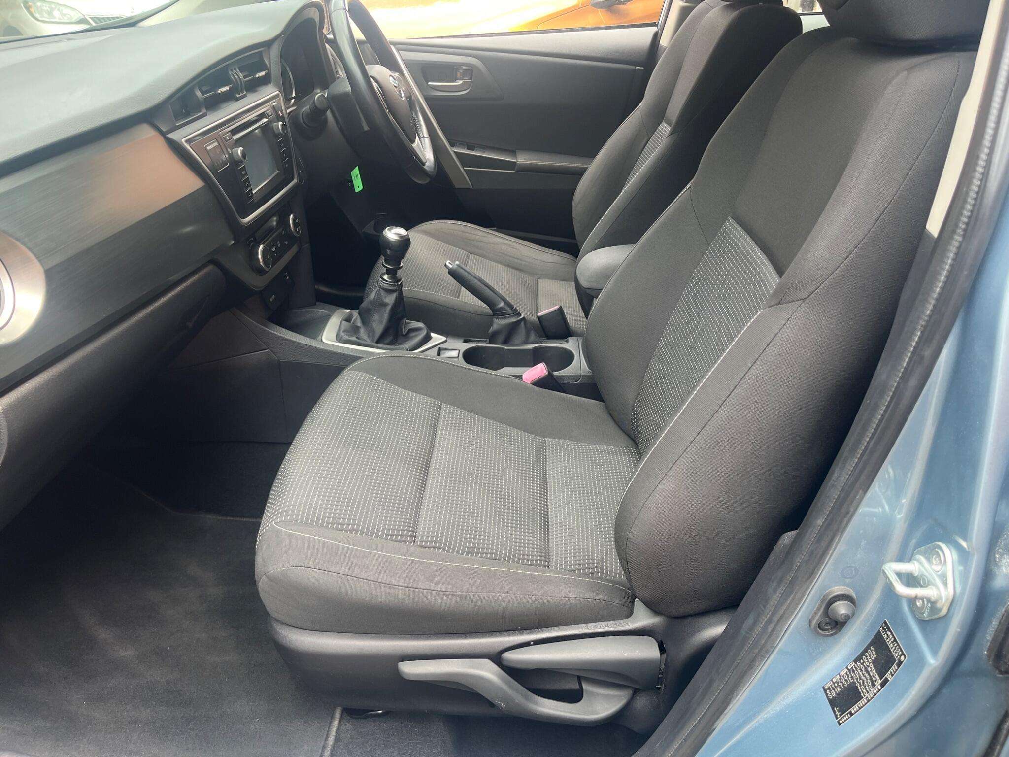 2014 TOYOTA AURIS 2014 TOYOTA AURIS