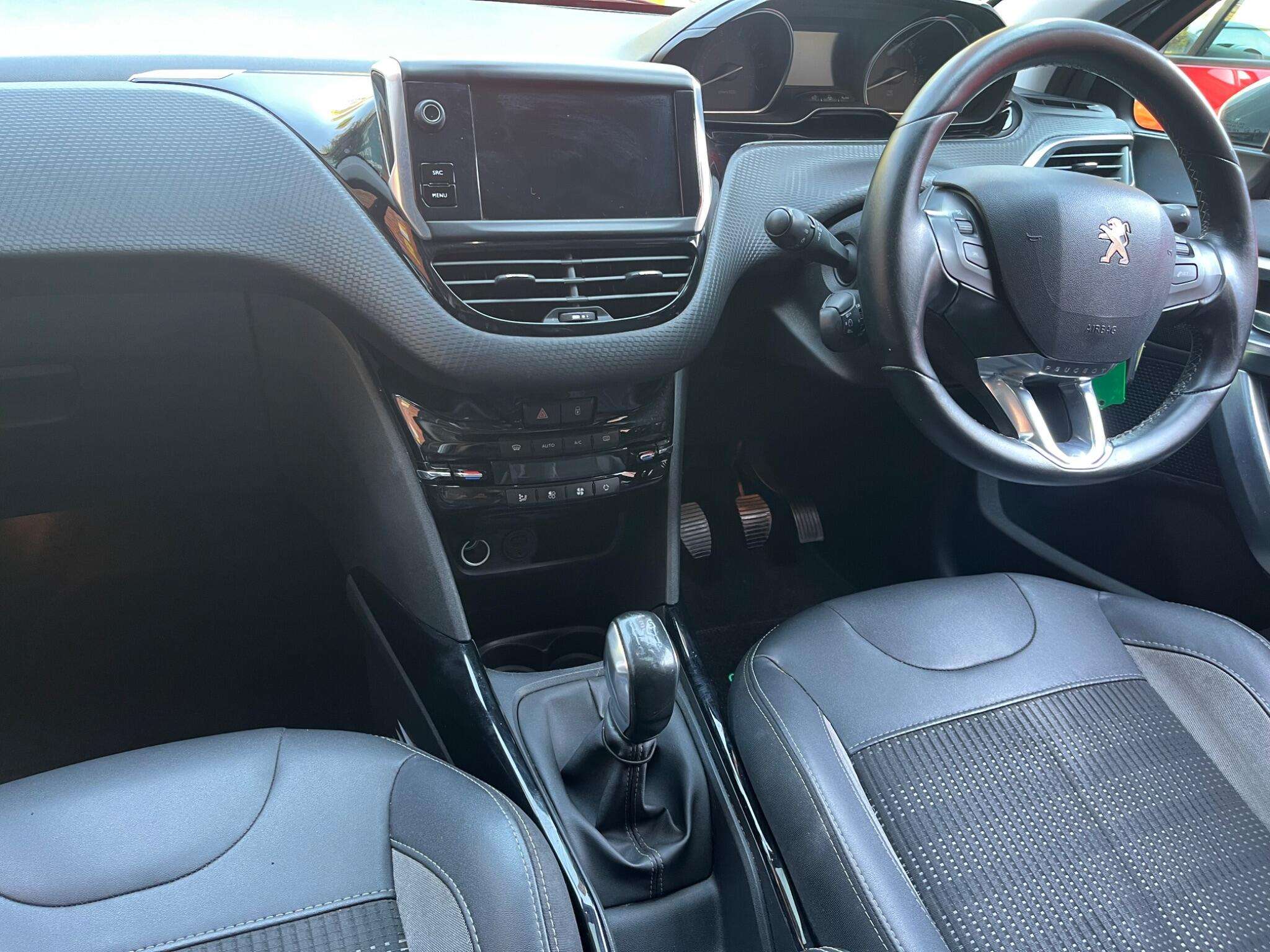 2018 PEUGEOT 2008 2018 PEUGEOT 2008