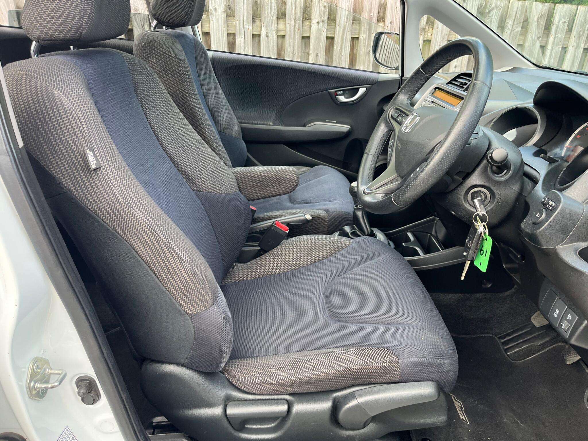 2014 HONDA JAZZ 2014 HONDA JAZZ