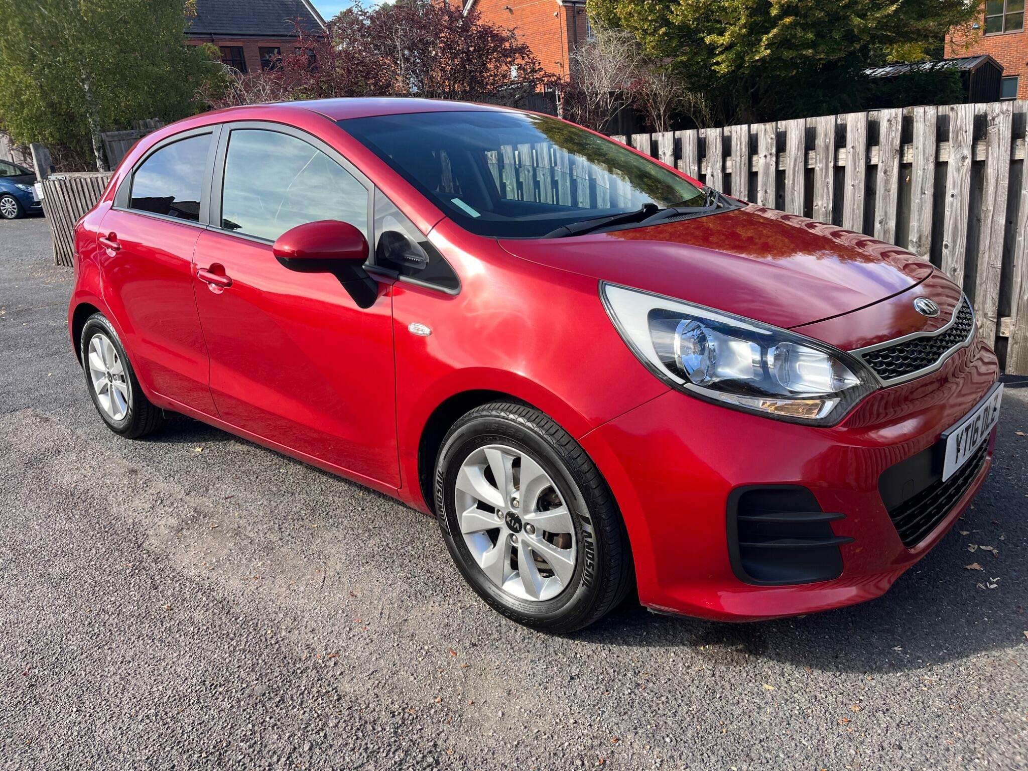 2016 KIA RIO 2016 KIA RIO