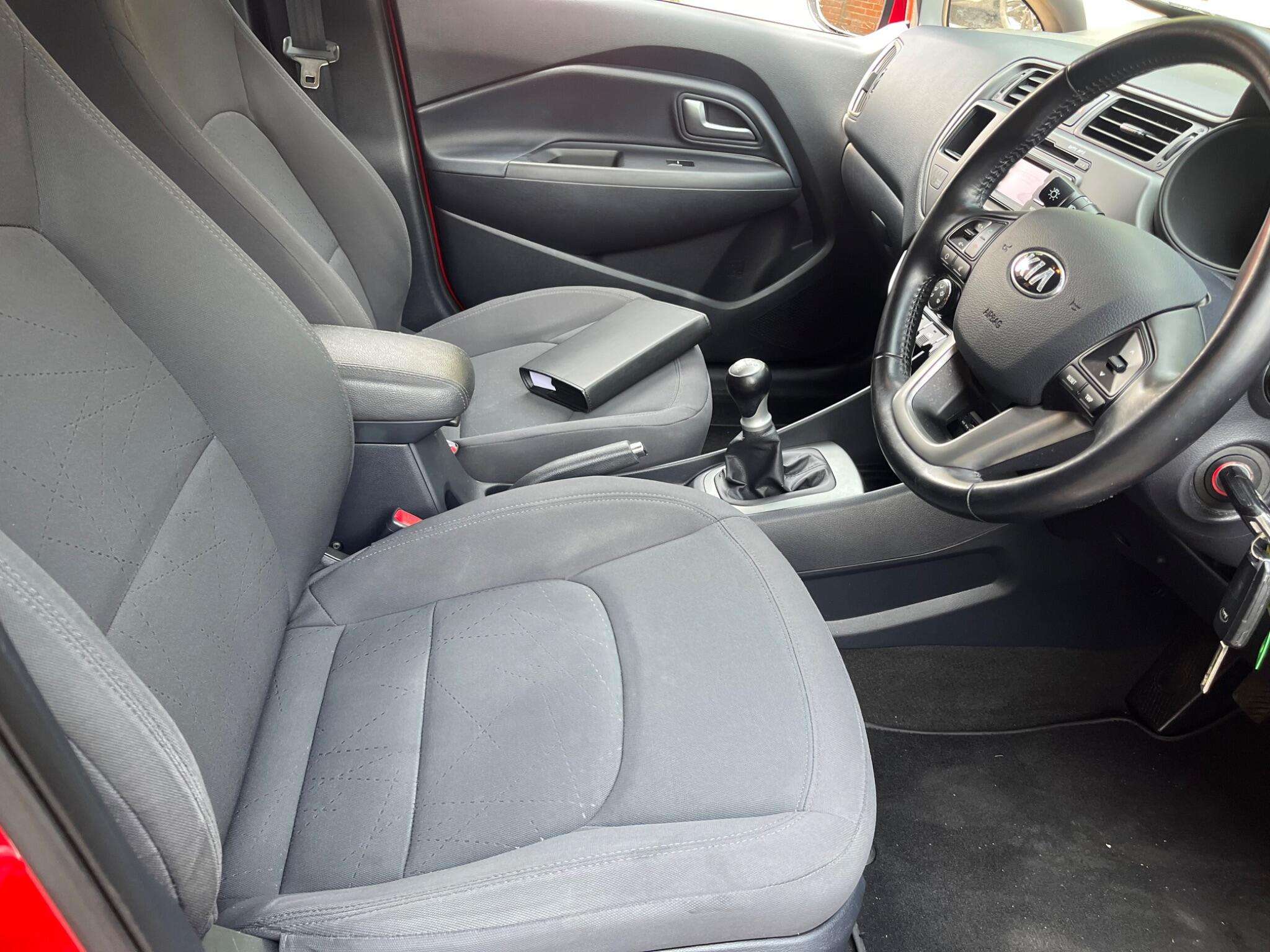 2014 KIA RIO 2014 KIA RIO