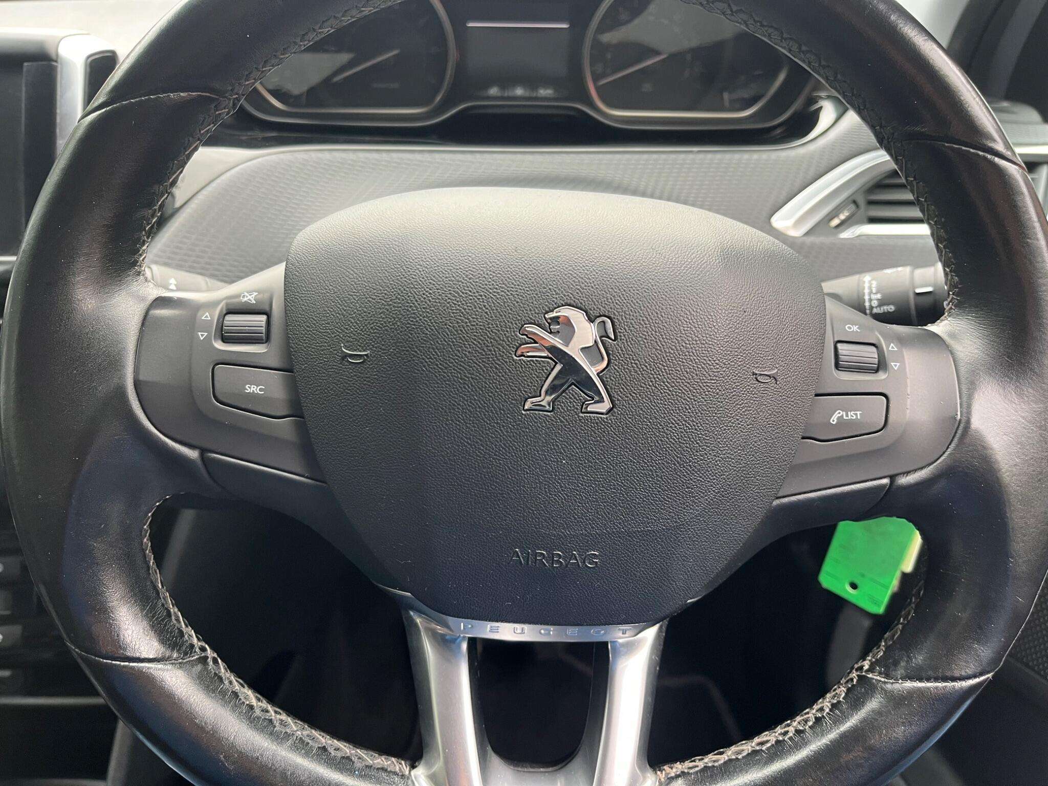 2016 PEUGEOT 2008 2016 PEUGEOT 2008