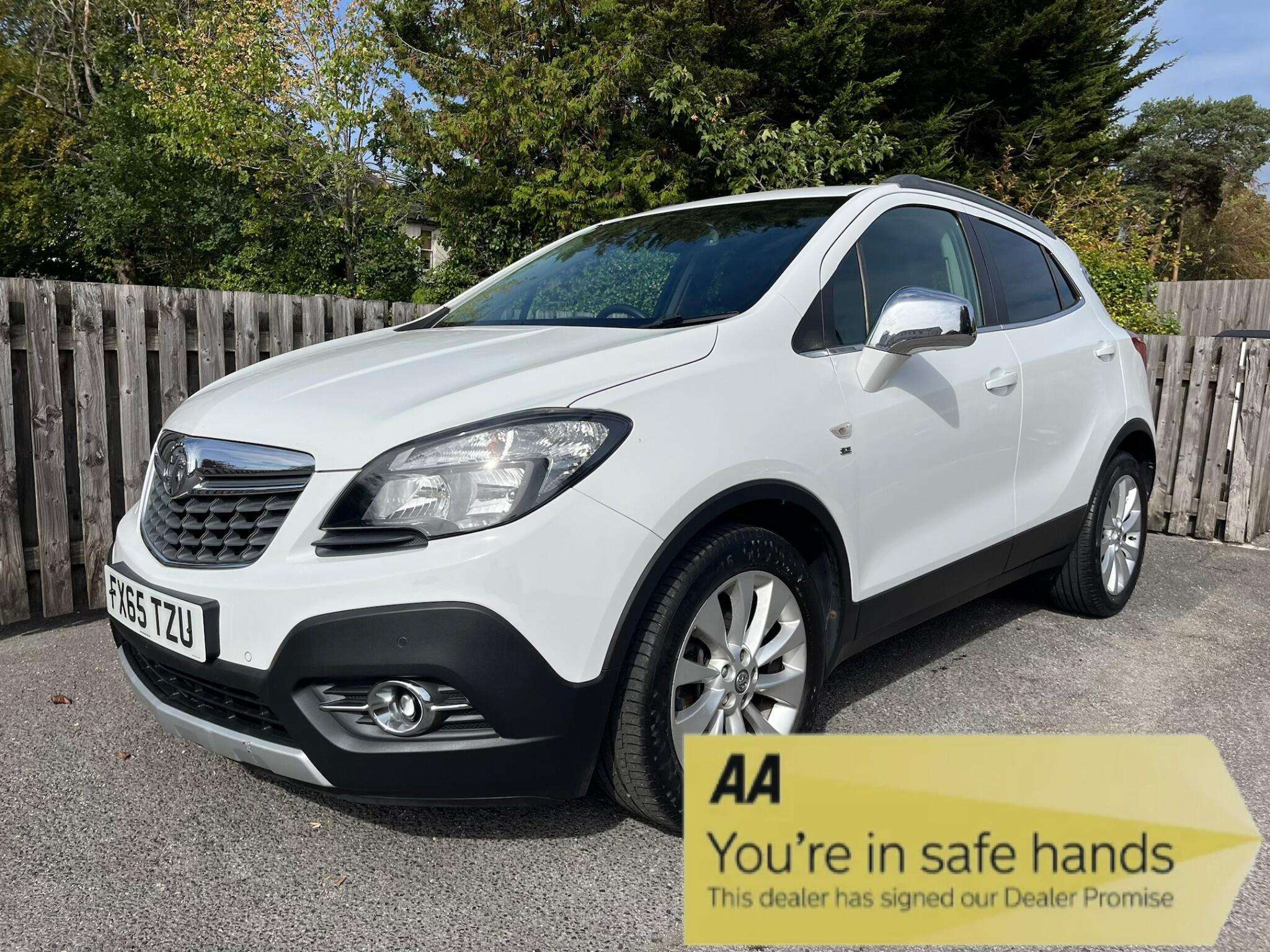 A 2015 VAUXHALL MOKKA 1.4i Turbo SE 2WD Euro 6 (s/s) 5dr A 2015 VAUXHALL MOKKA 1.4i Turbo SE 2WD Euro 6 (s/s) 5dr