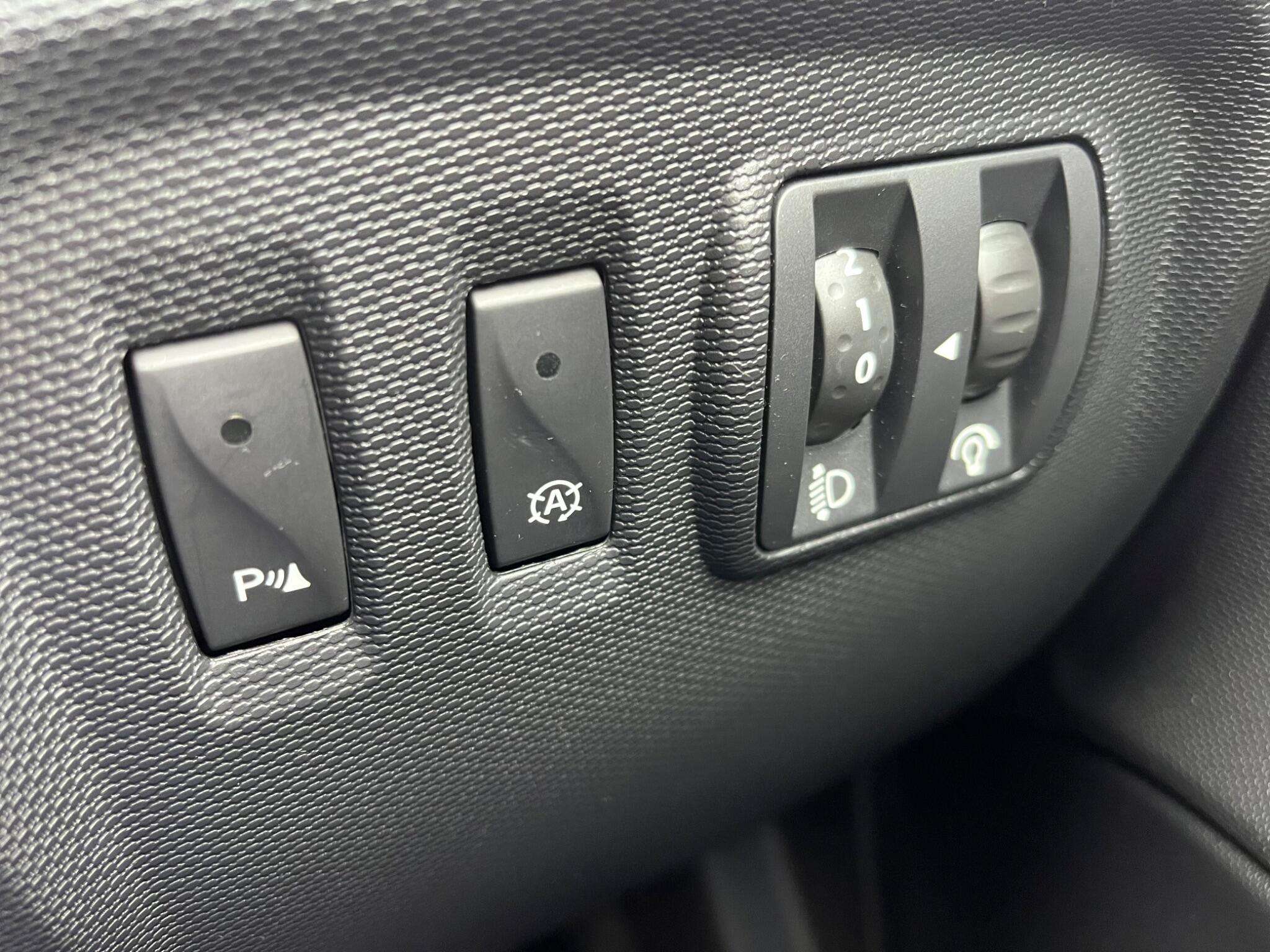 2015 RENAULT CAPTUR 2015 RENAULT CAPTUR